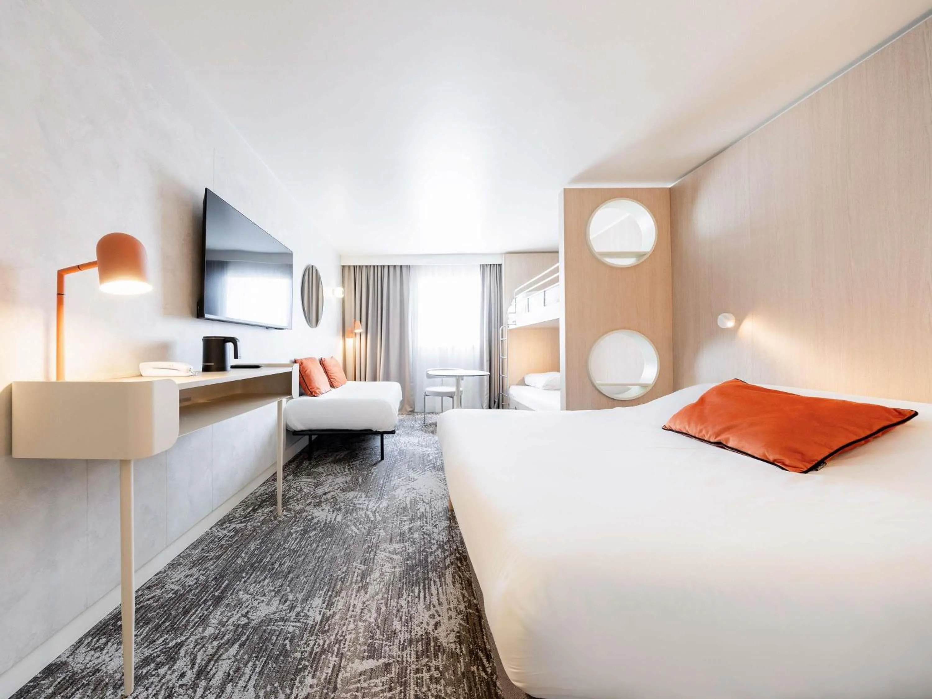 Other, Bed in Novotel Paris 13 Porte d'Italie