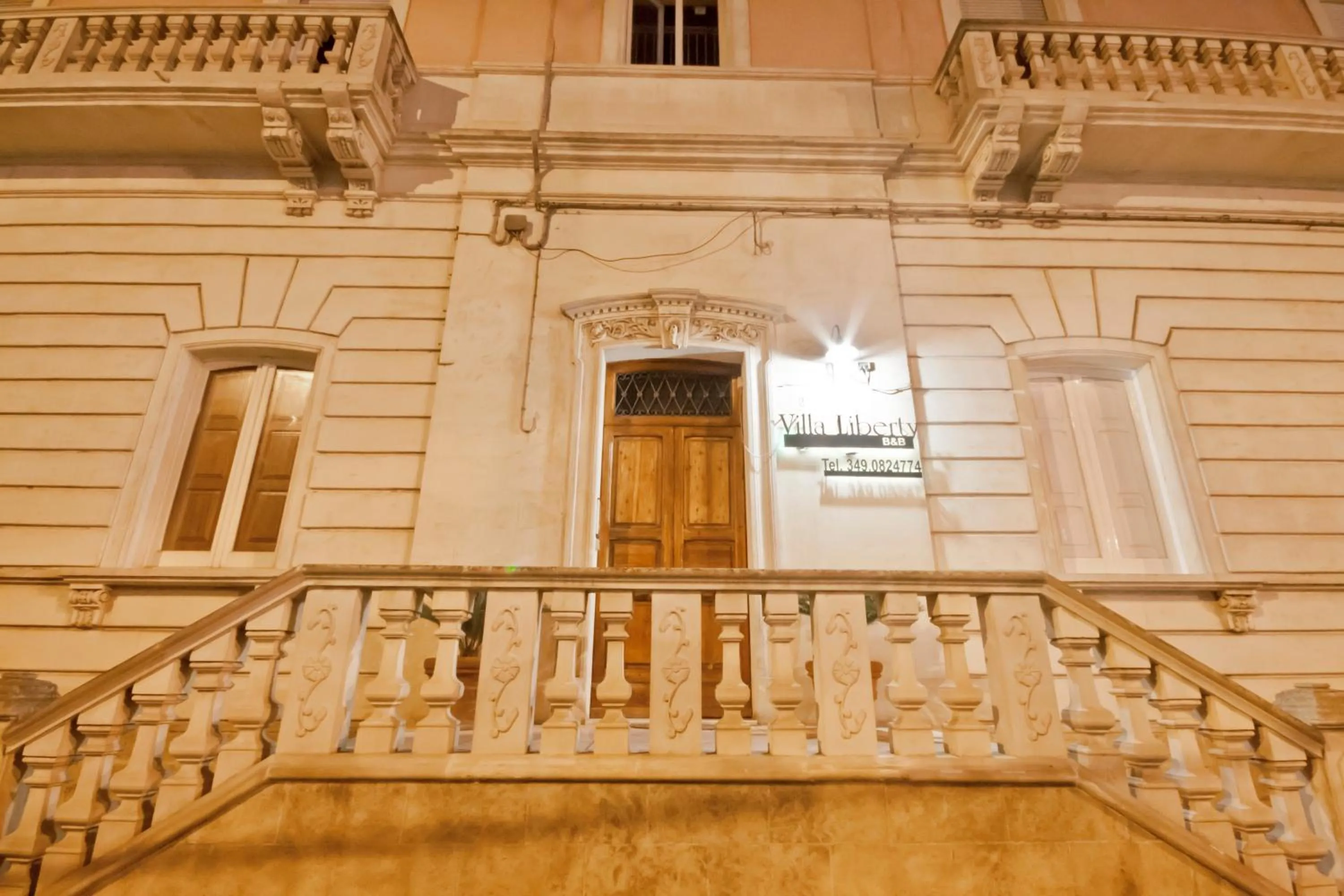 Property building in Villa Liberty Palazzo Gigante