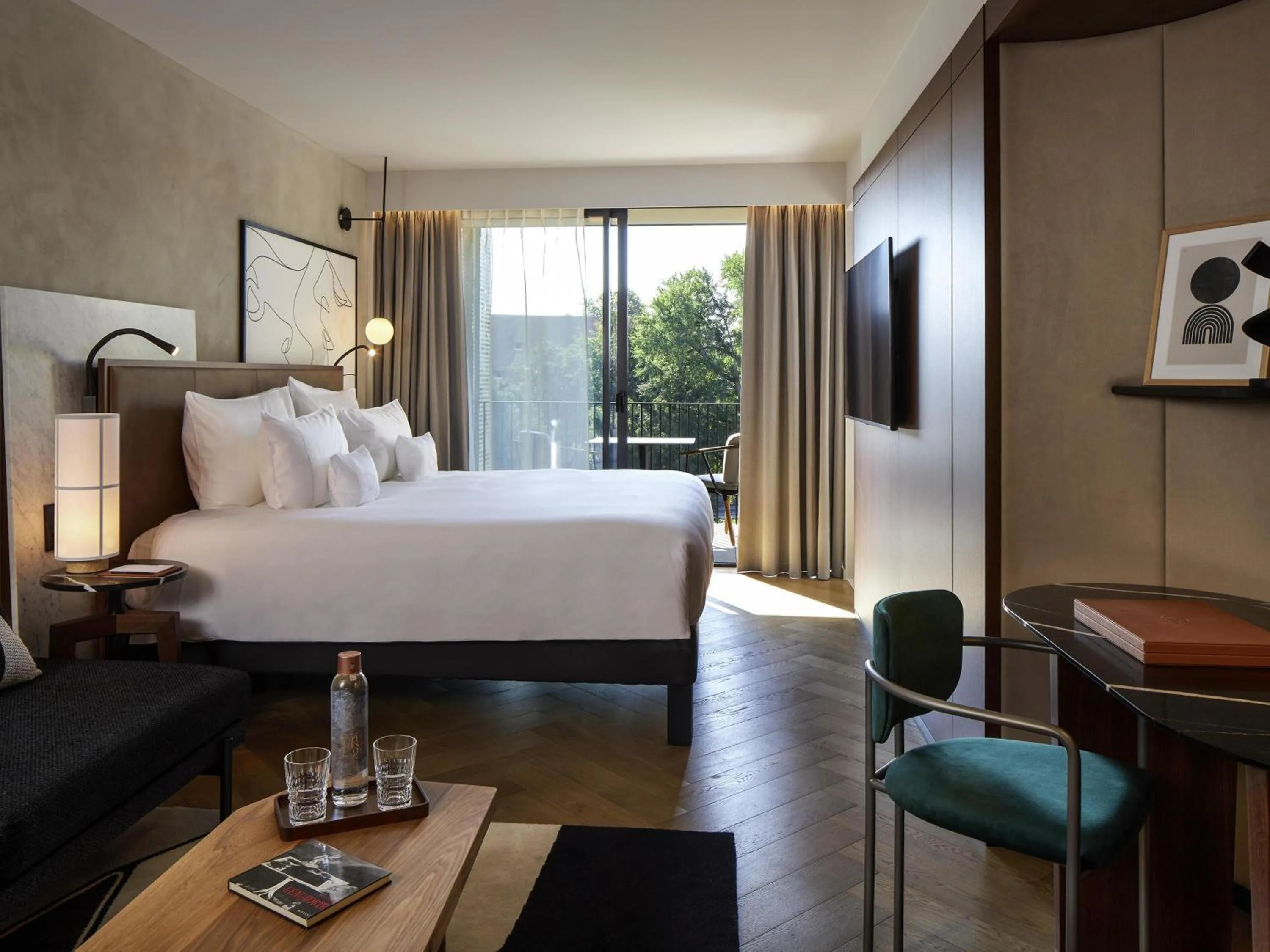 Bedroom, Bed in L'Esquisse Hotel & Spa Colmar - MGallery Collection