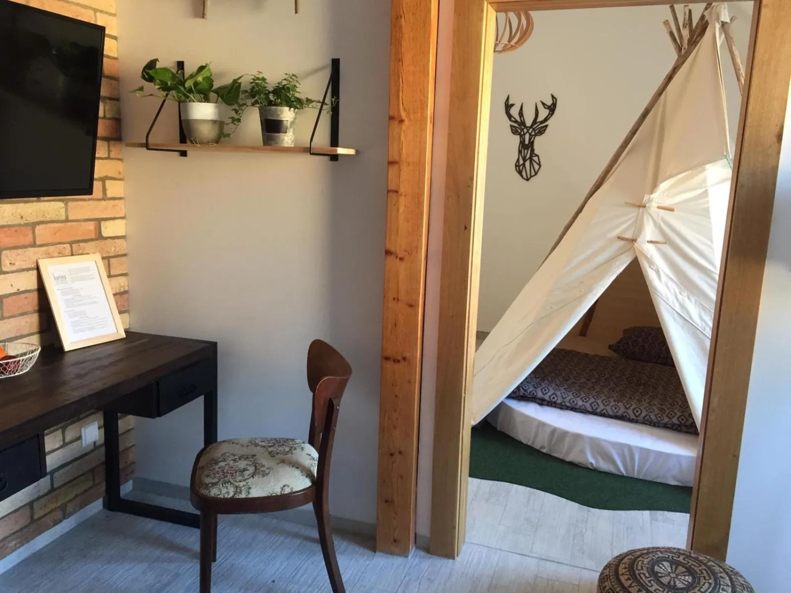 Decorative detail, Bed in BURINA residence