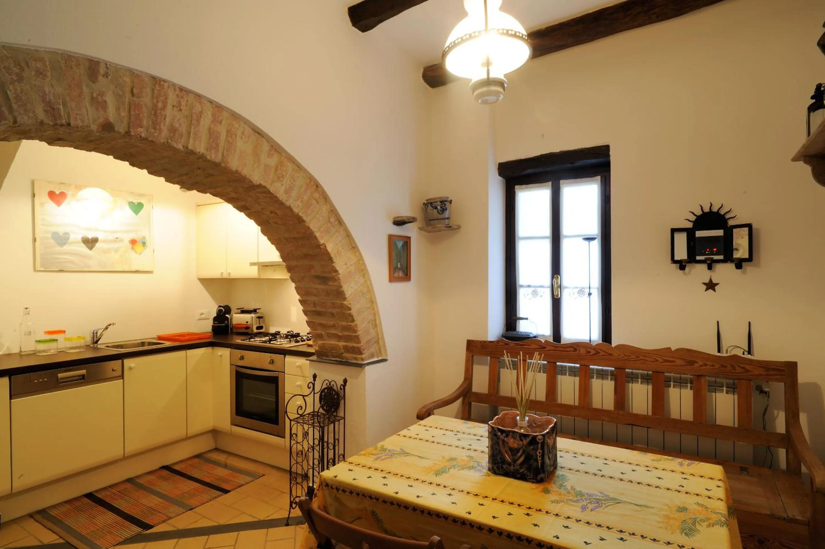 Kitchen or kitchenette in Borgata Cantone Country House B&B
