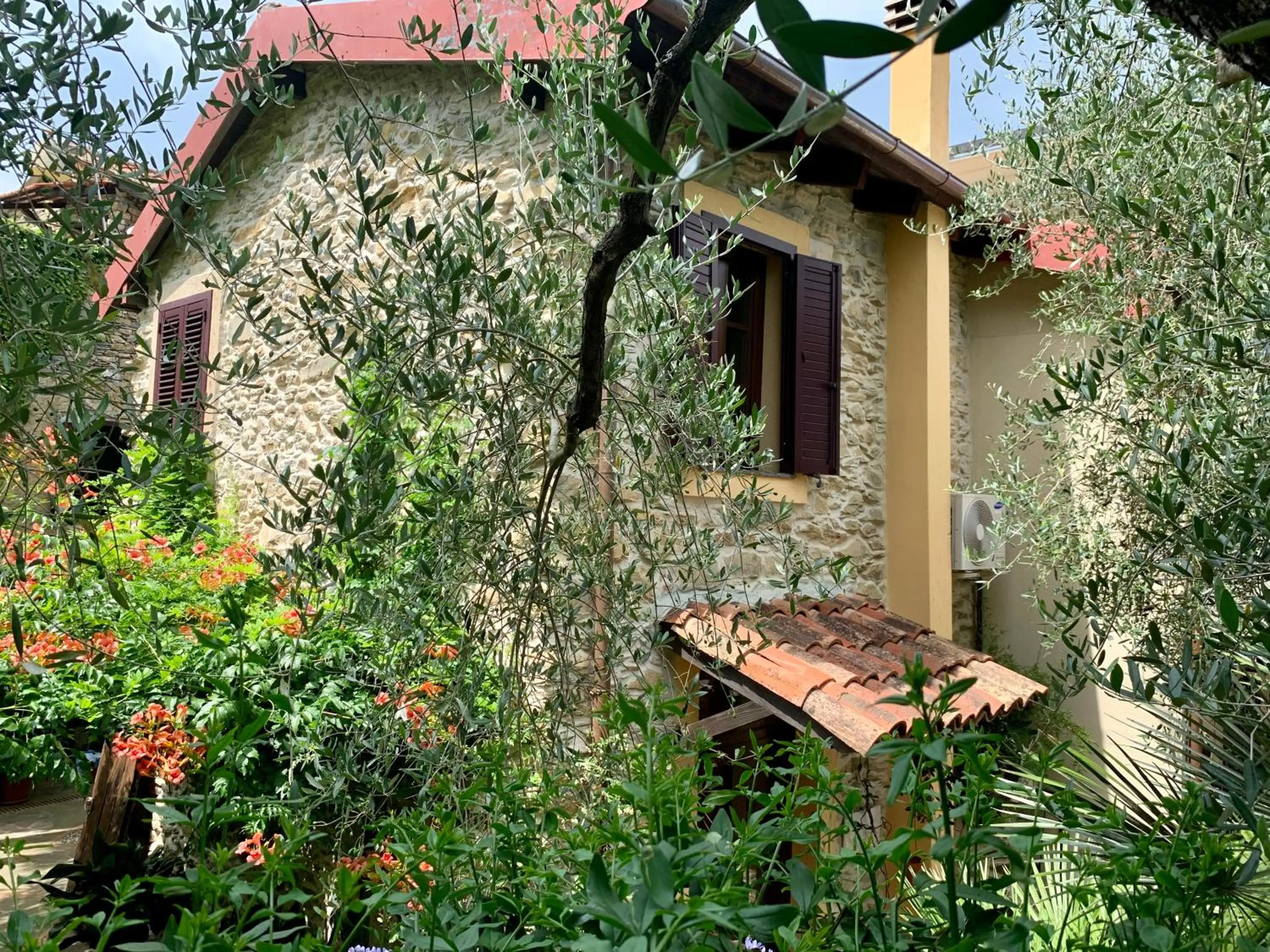 Facade/entrance in Borgata Cantone Country House B&B