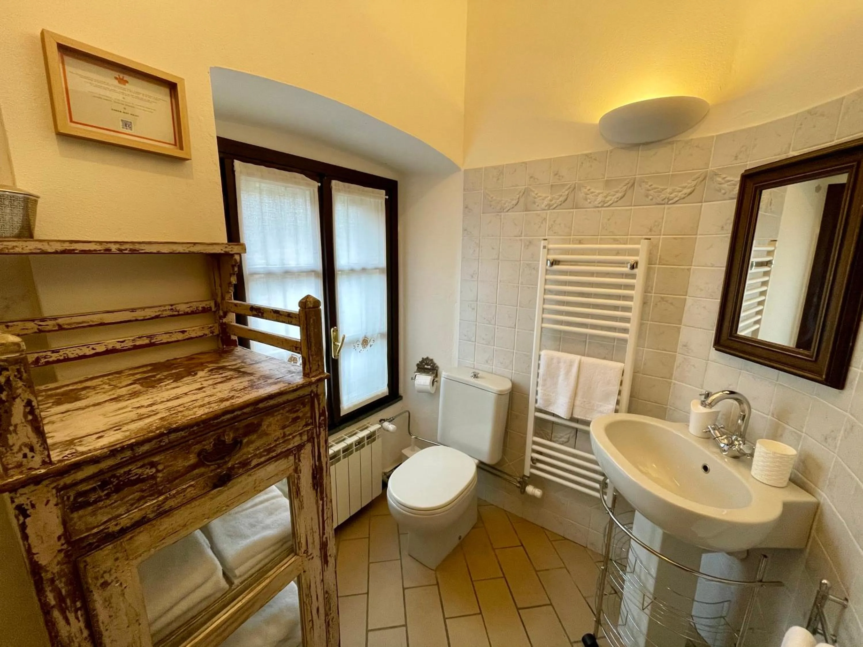 Bathroom in Borgata Cantone Country House B&B