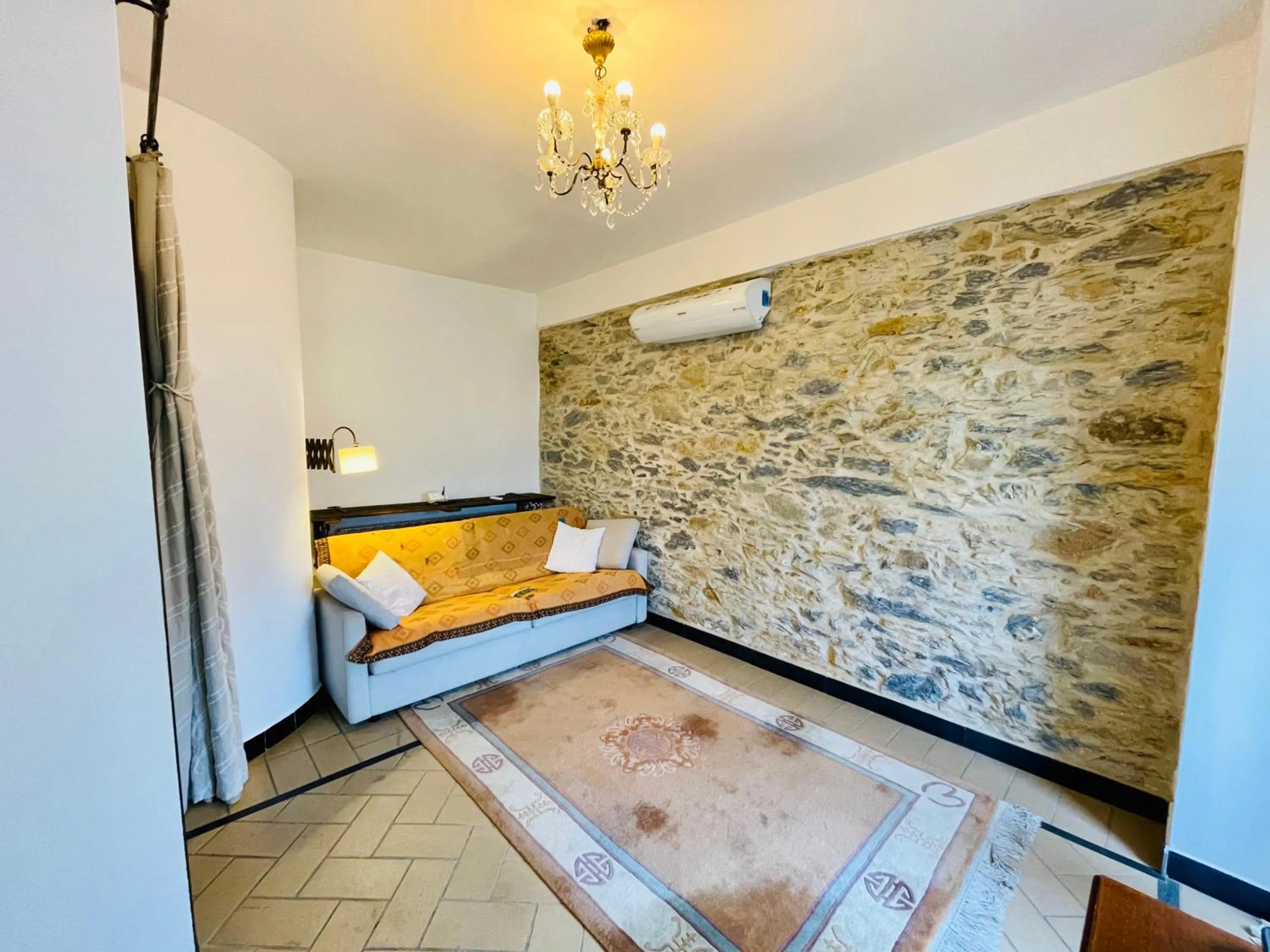 Living room, Bed in Borgata Cantone Country House B&B