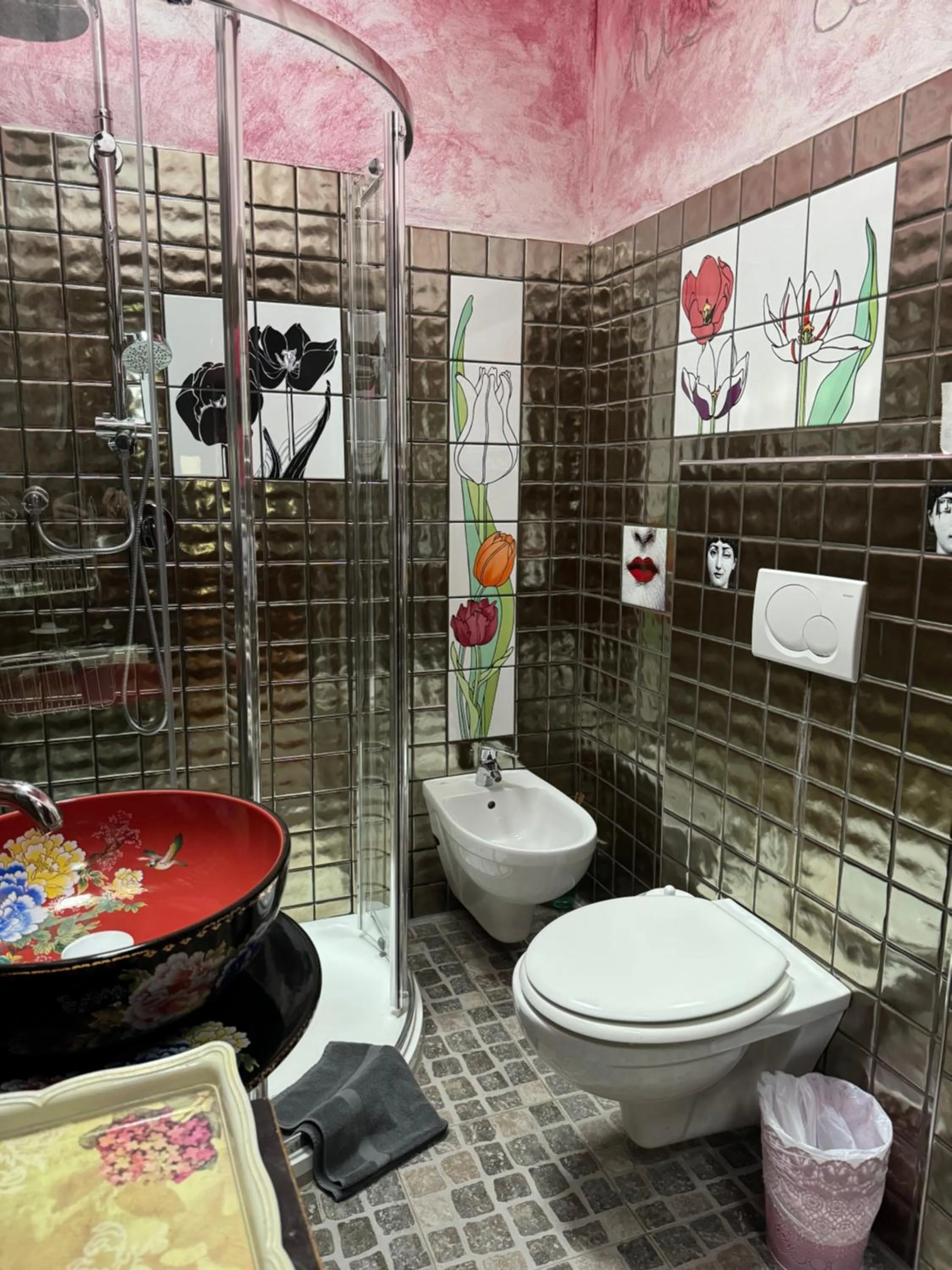 Shower in Villa Vietnamonamour