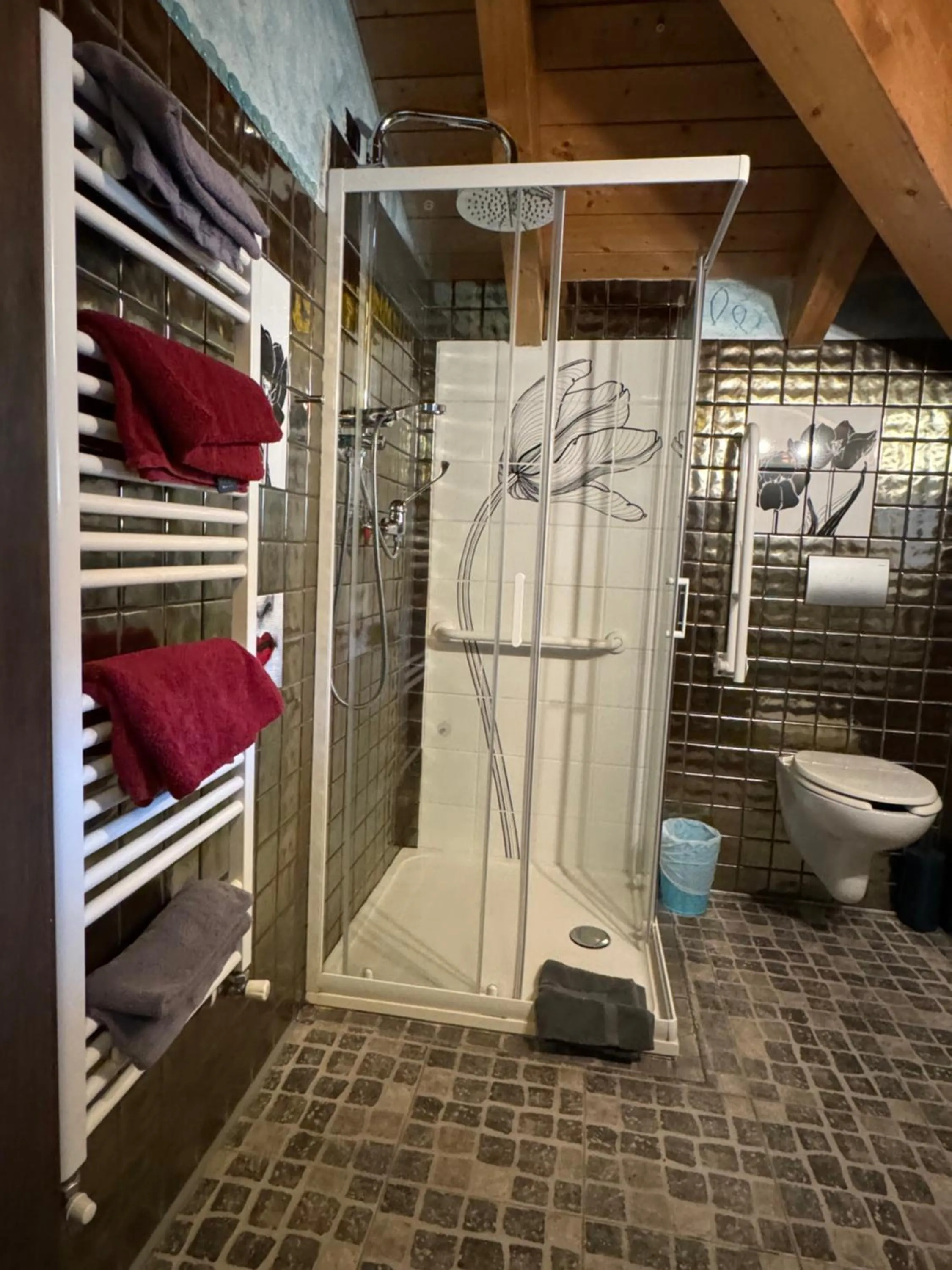 Shower in Villa Vietnamonamour