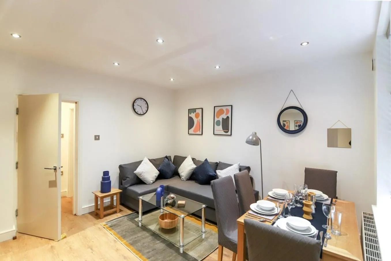 New- Modern 2br Apt Wifi Sleep5 City Centre