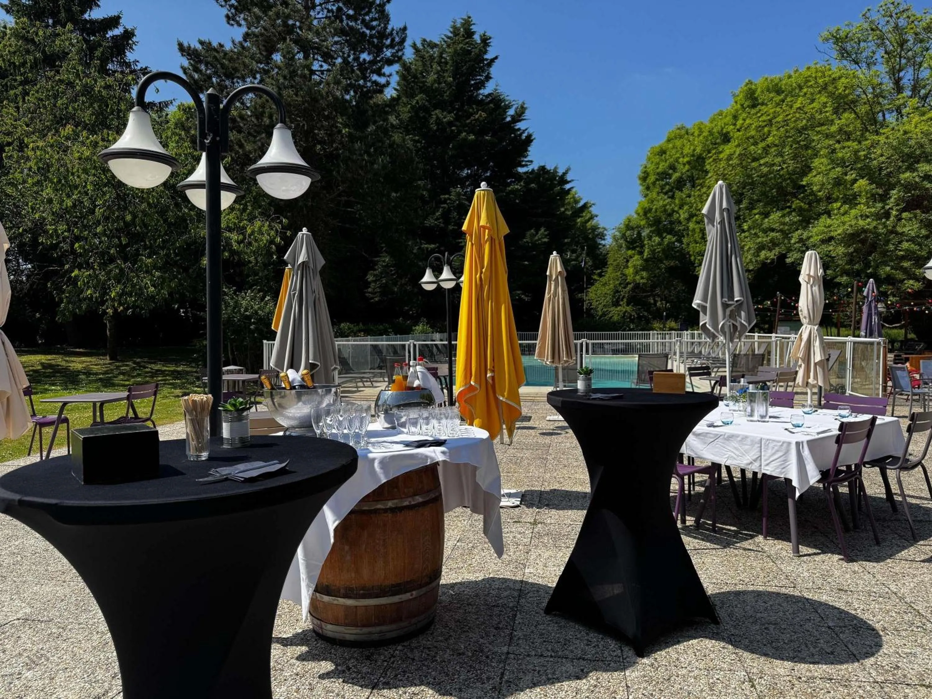 wedding in Novotel Saclay