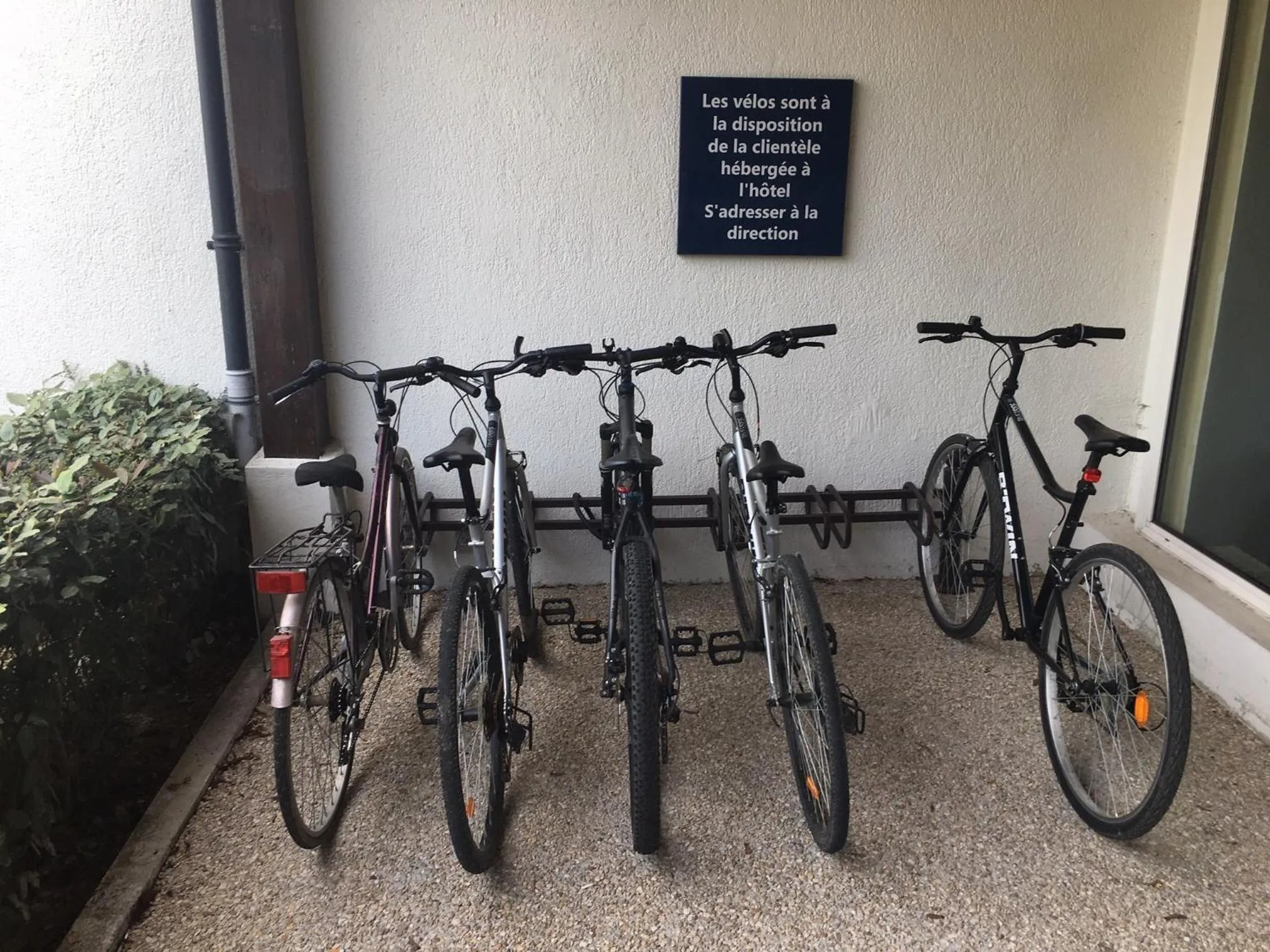Cycling in Novotel Saclay