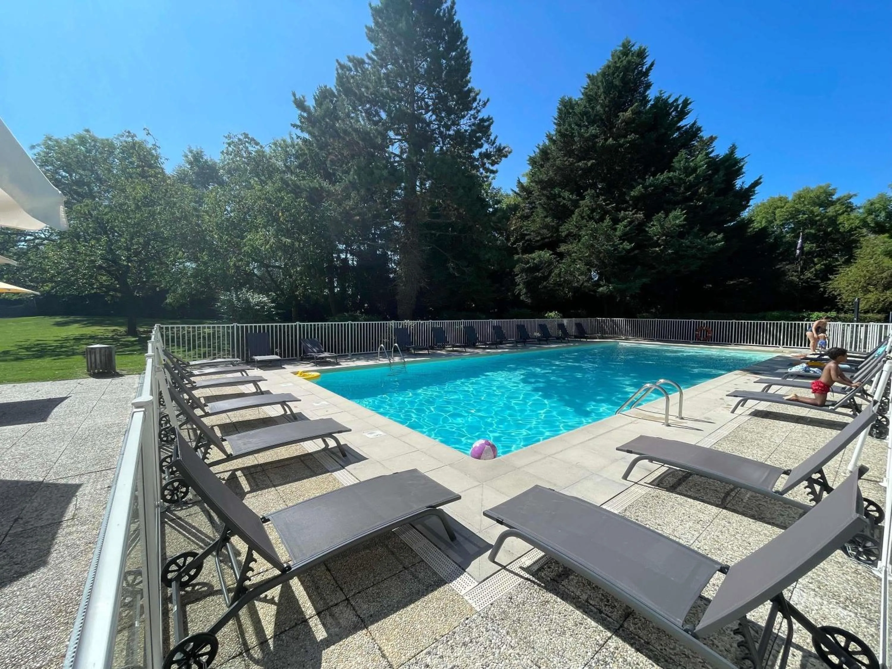 Pool view in Novotel Saclay
