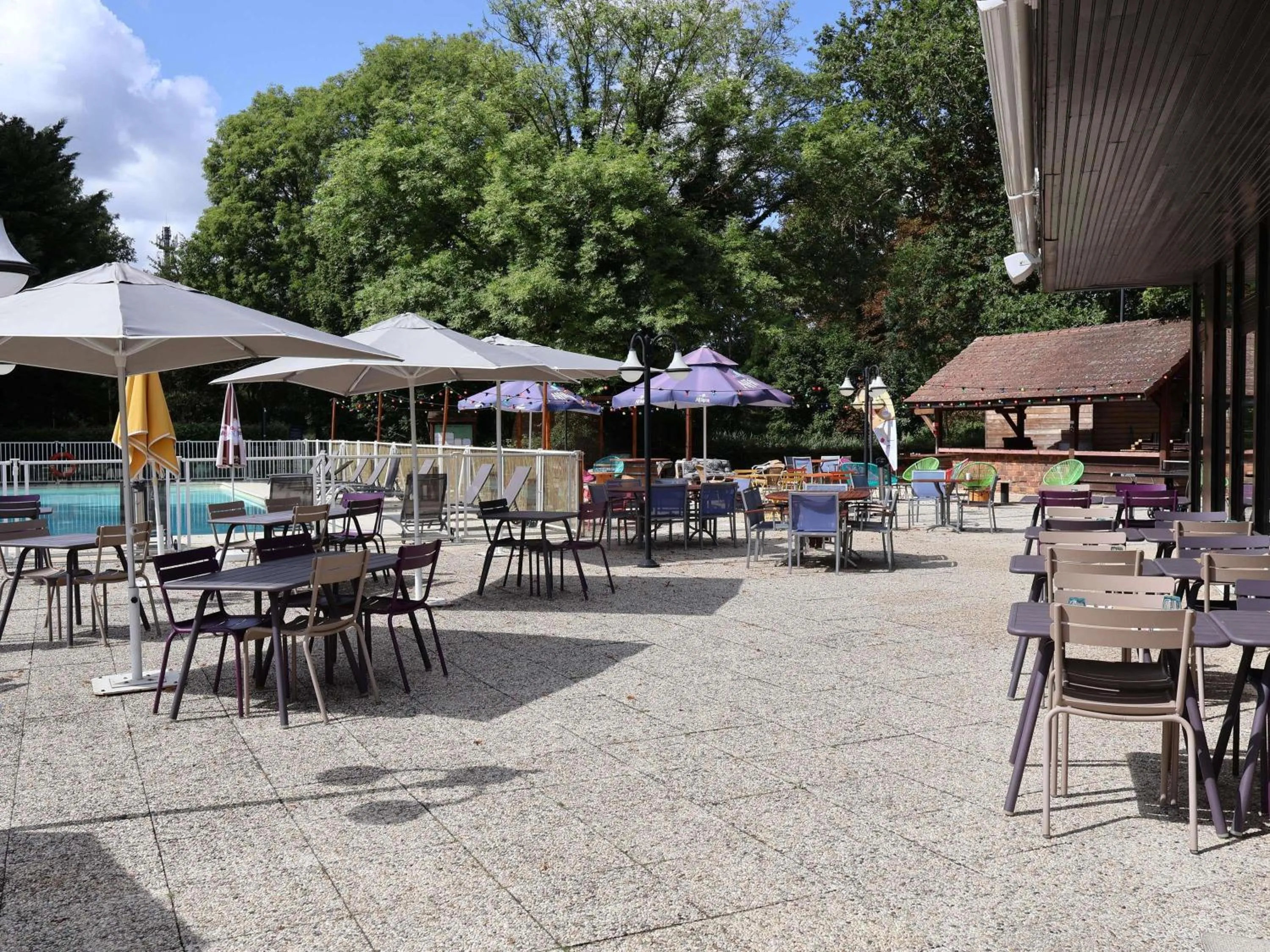 Property building in Novotel Saclay