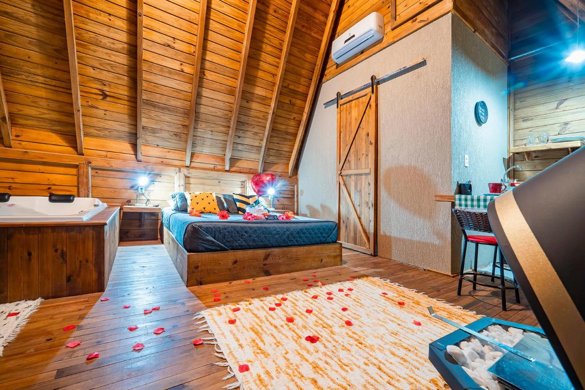 Bed in Pousada Chalé Suiço Bombinhas