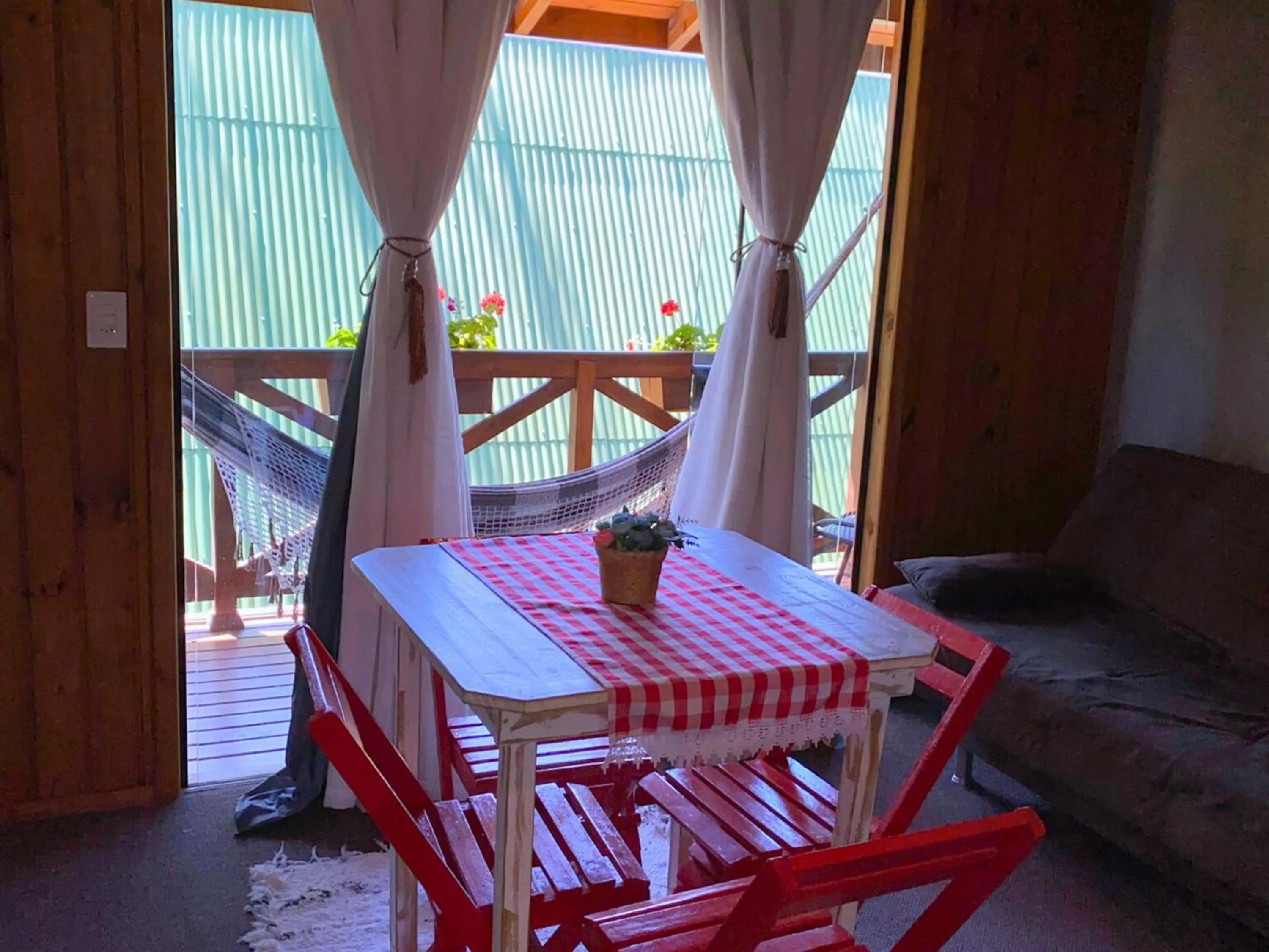 Day in Chalé Suiço Bombinhas