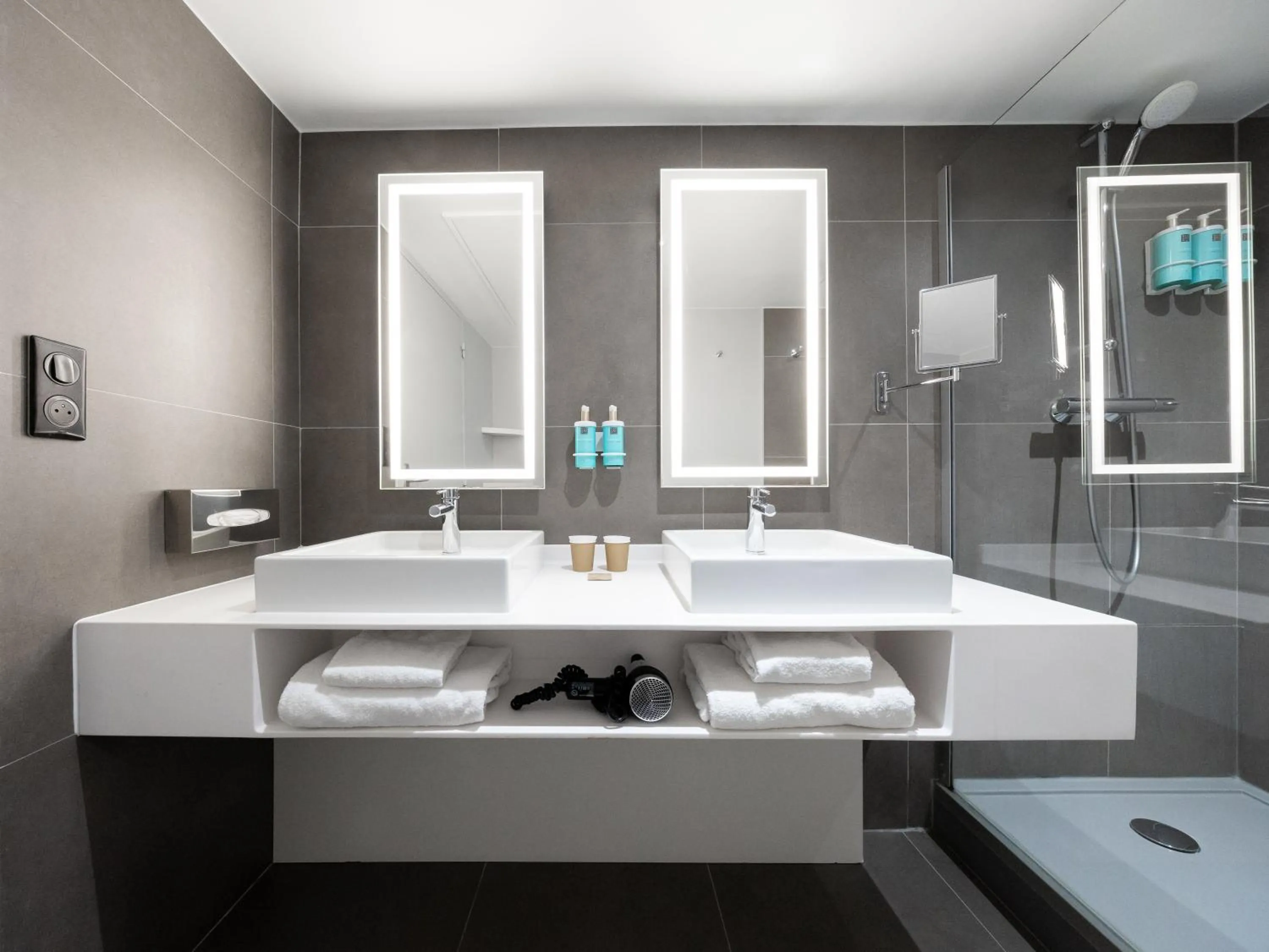 Bathroom in Novotel Suites Montpellier Antigone