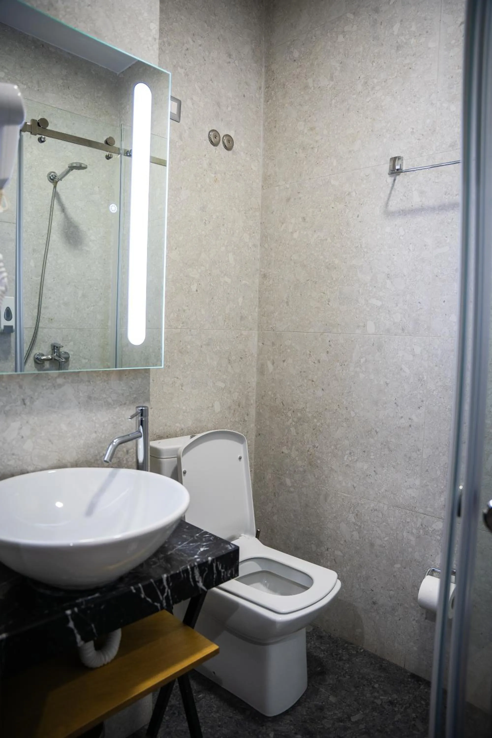 Shower in Center Boutique Hotel