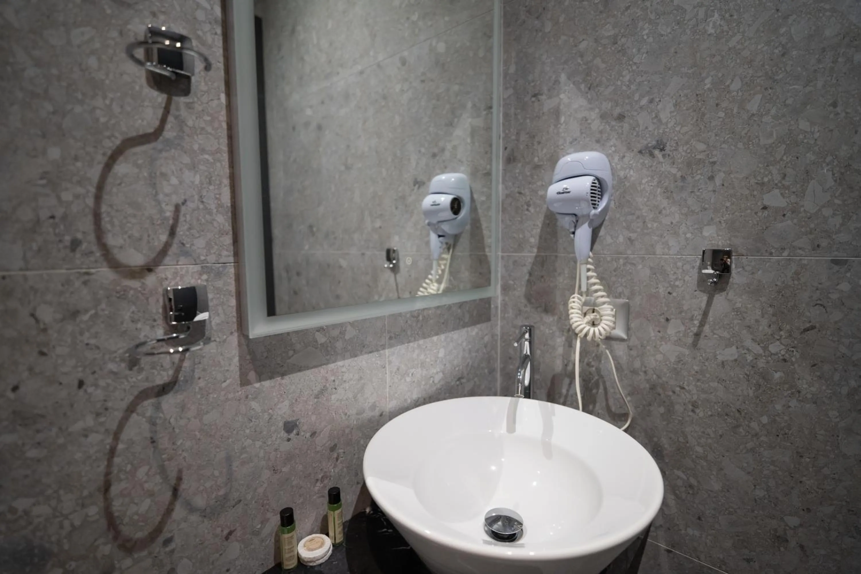 Shower in Center Boutique Hotel