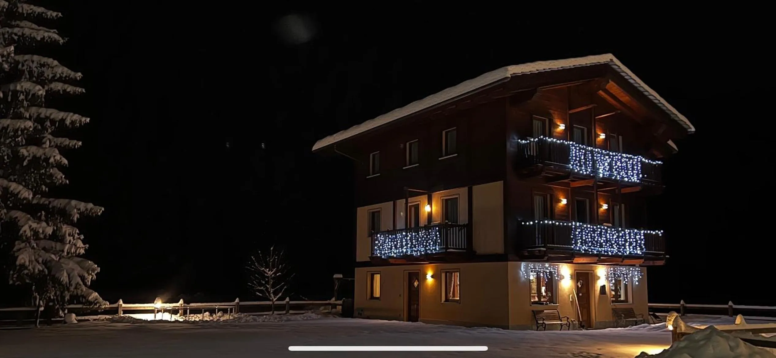 Property building in Villa Americana Chambres d'Hotes