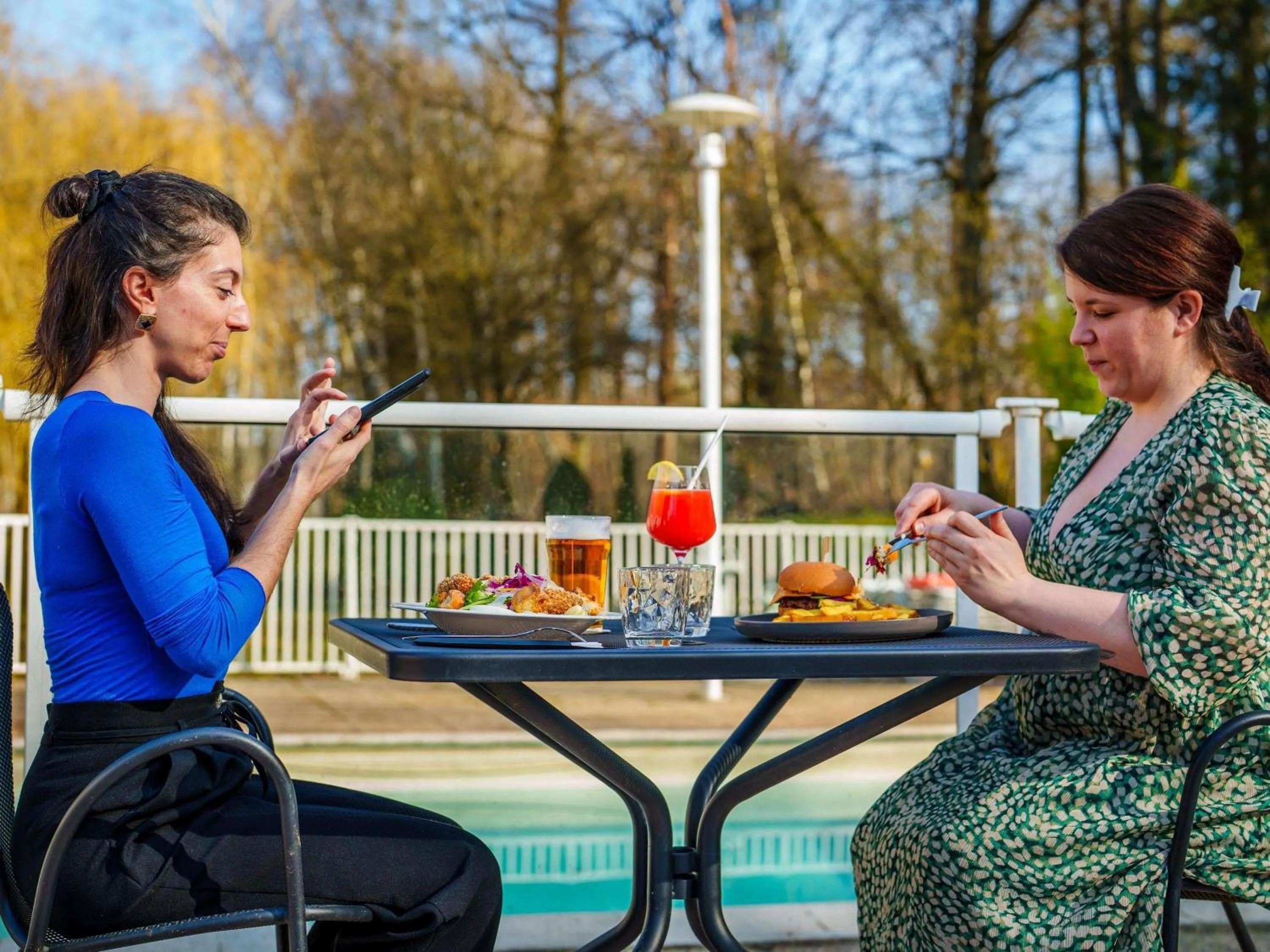 Restaurant/places to eat in Novotel Saint Avold