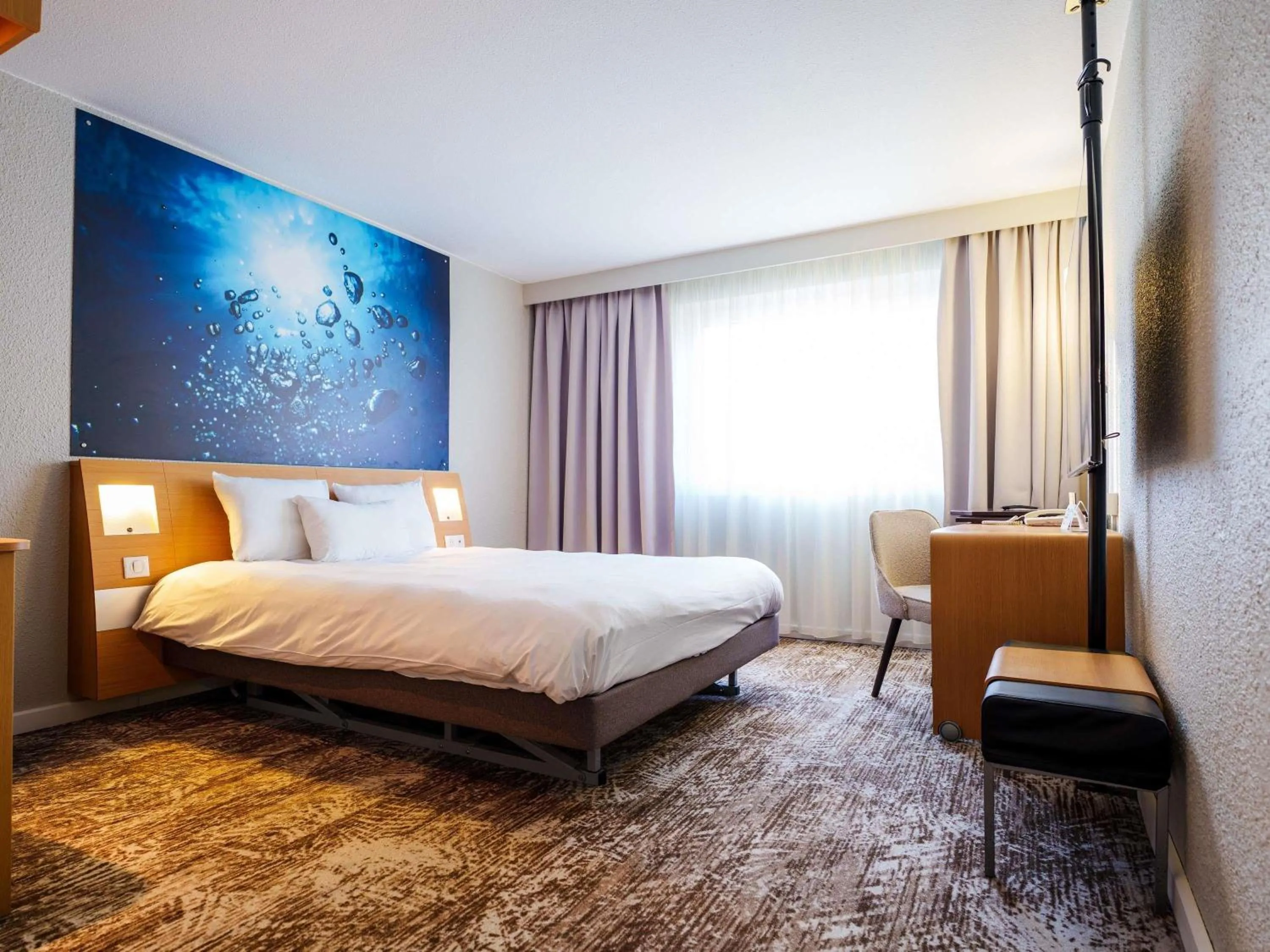 Bedroom, Bed in Novotel Saint Avold