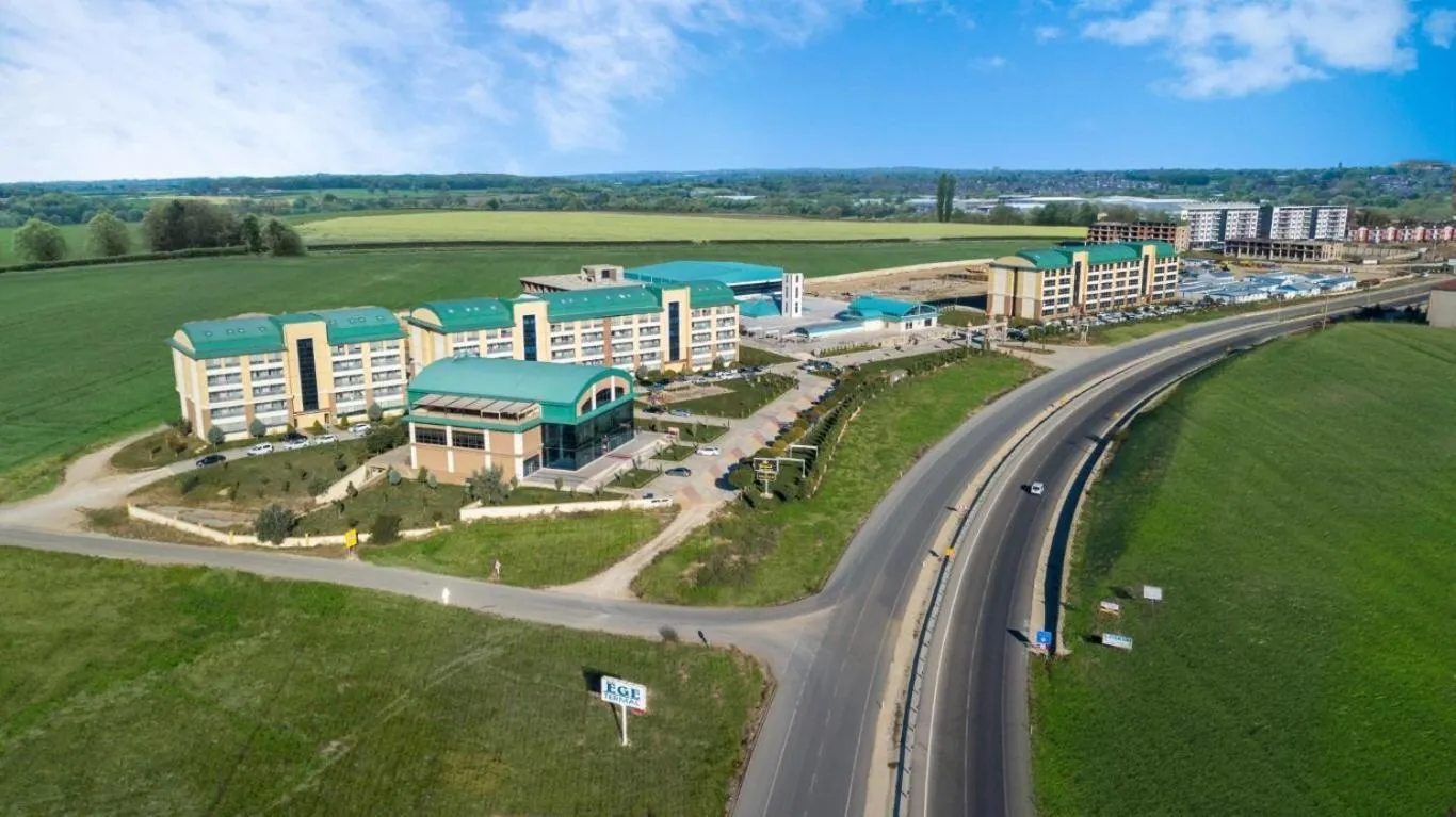 Property building in Arya Termal Hotel