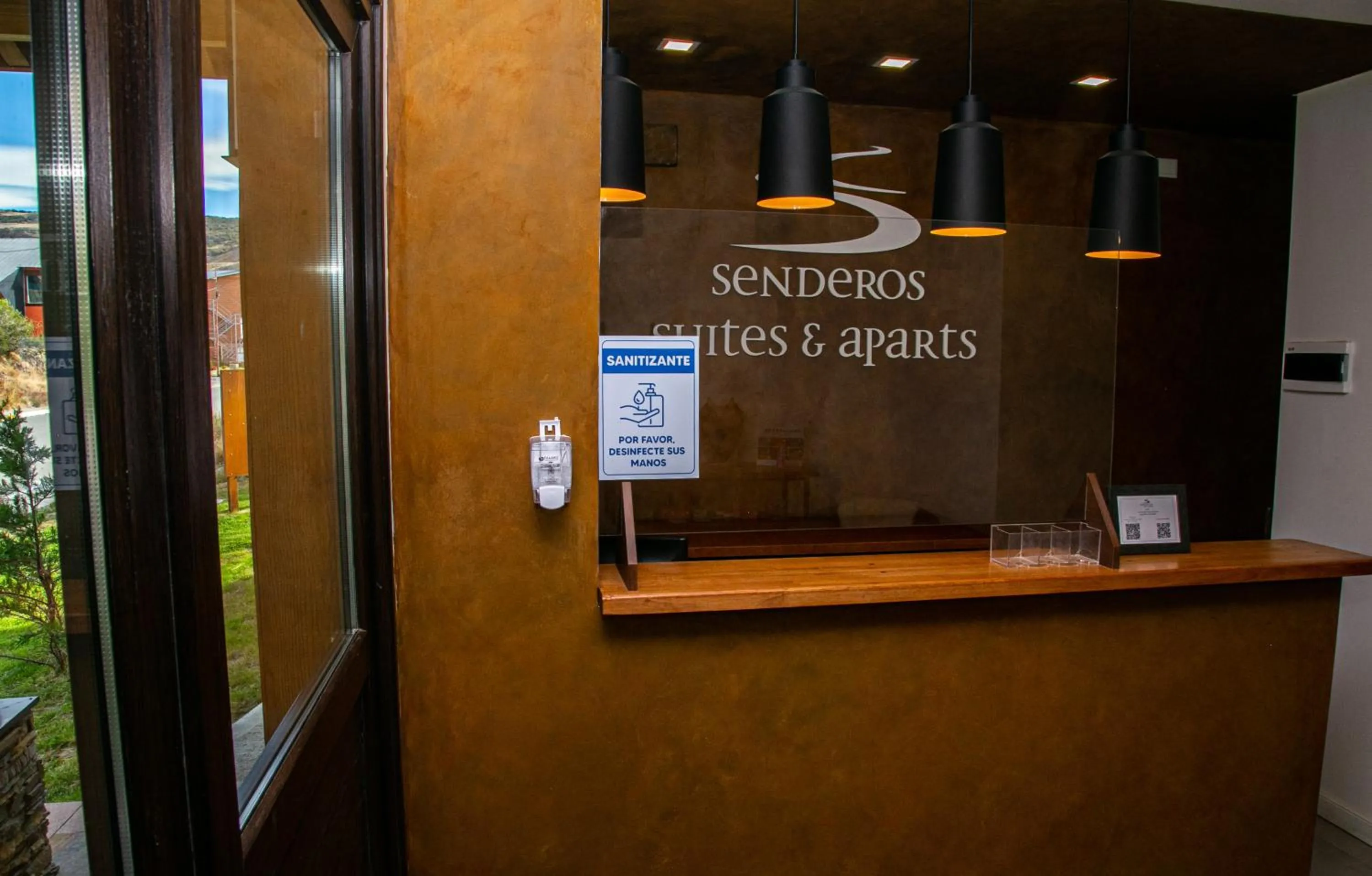 Senderos Aparts & Suites