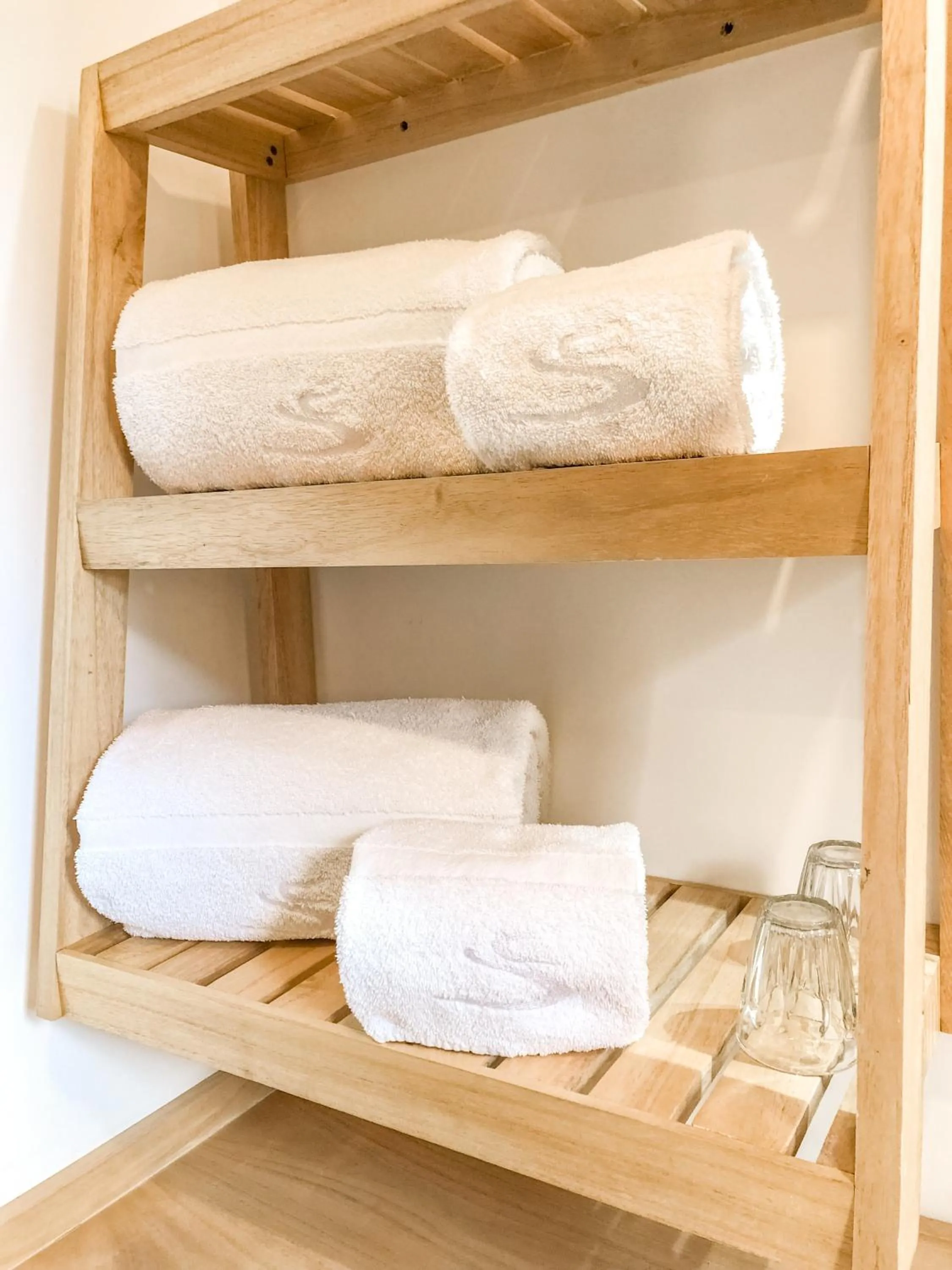 Senderos Aparts & Suites