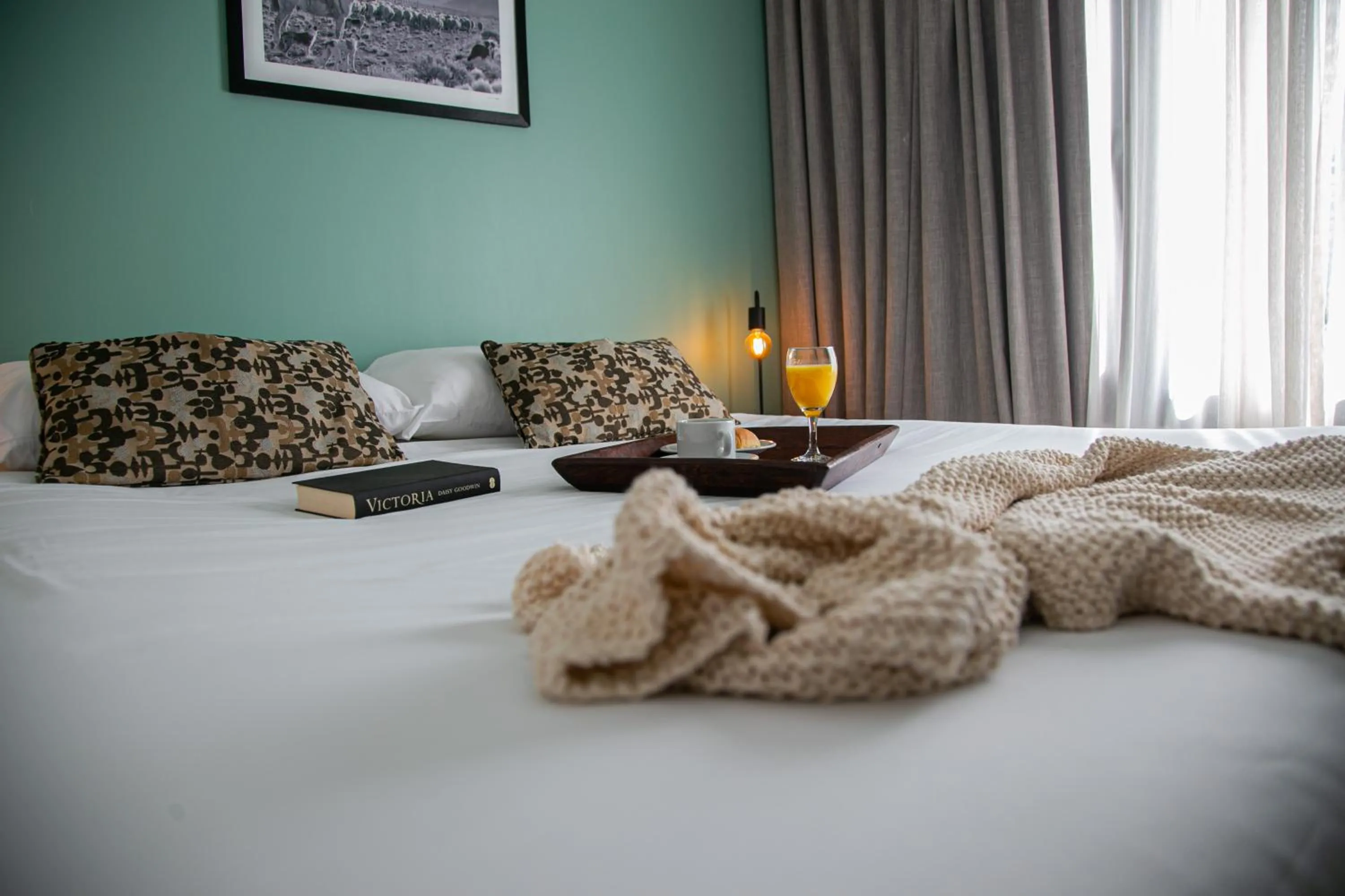 Bed in Senderos Aparts & Suites