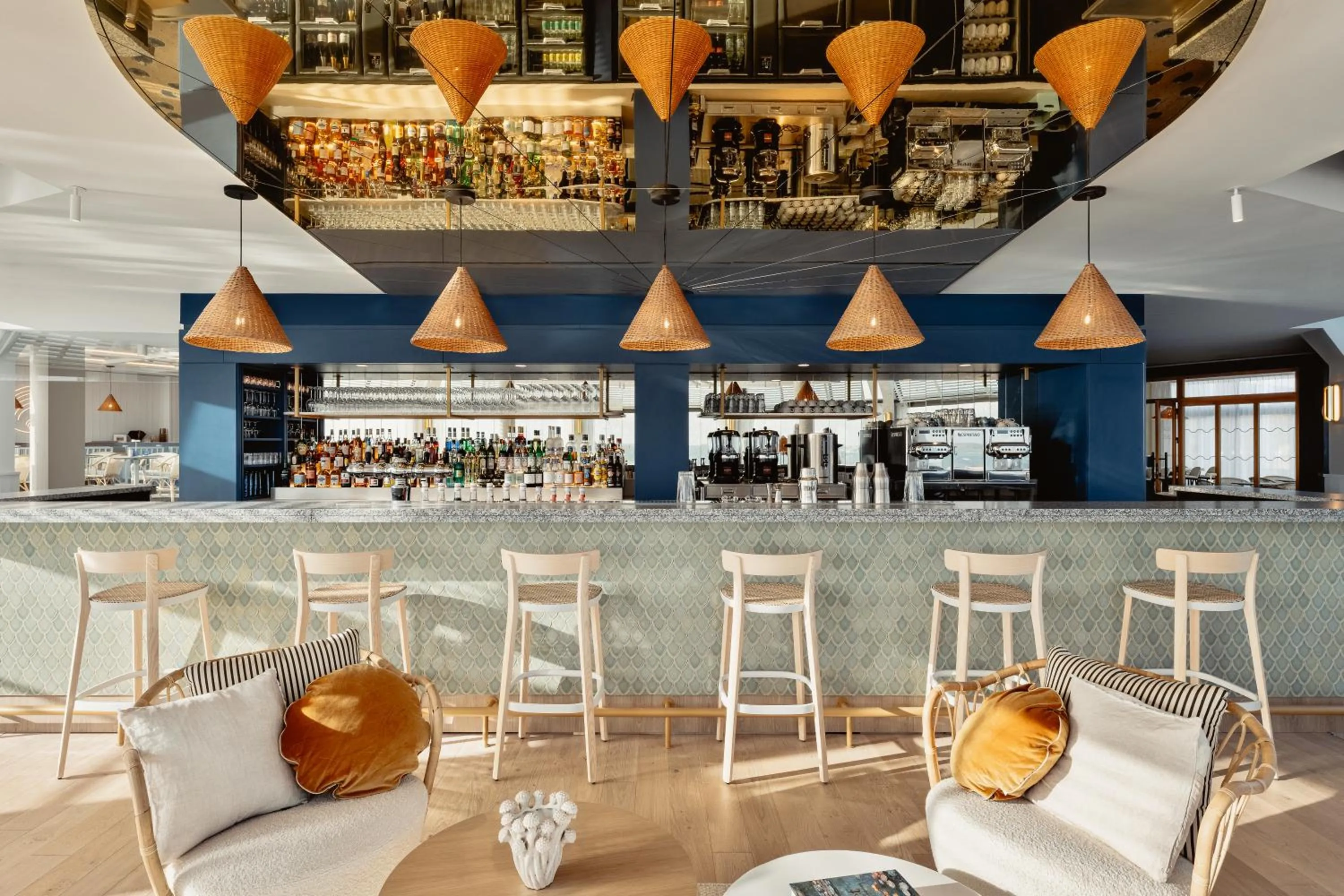 Lounge or bar in Emeria Dinard Thalasso Spa