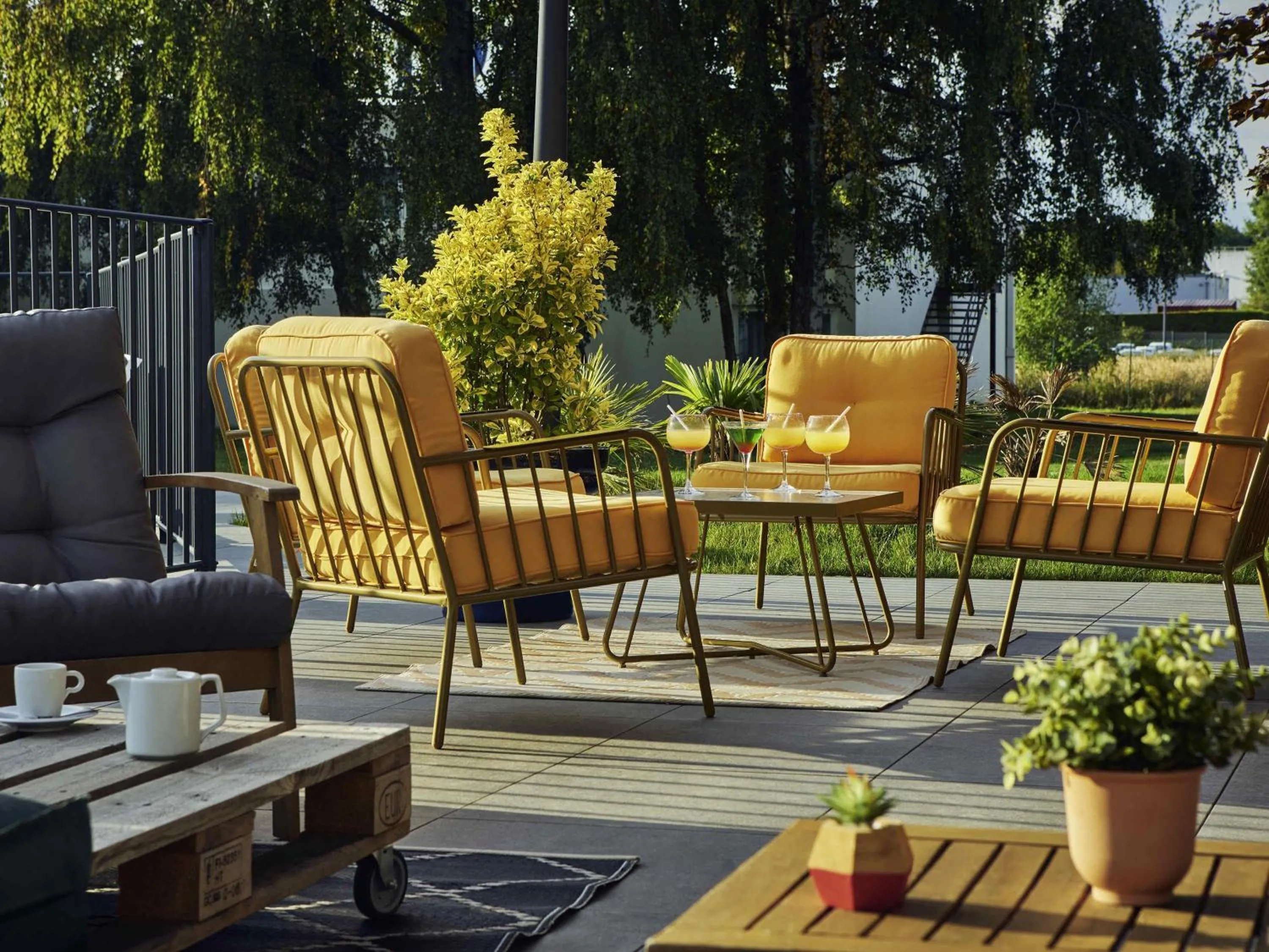 Lounge or bar in Novotel Roissy Saint Witz