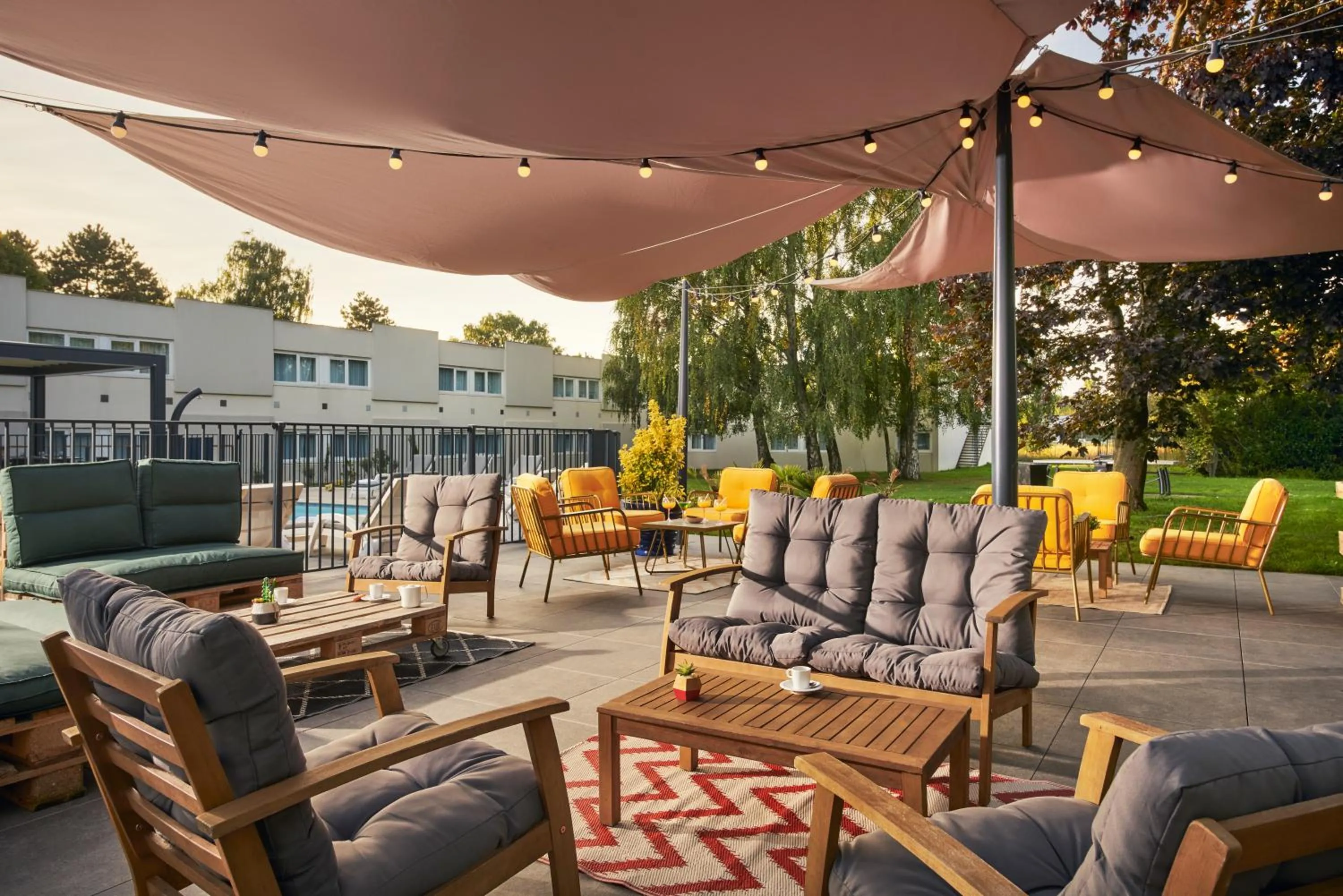 Patio in Novotel Roissy Saint Witz