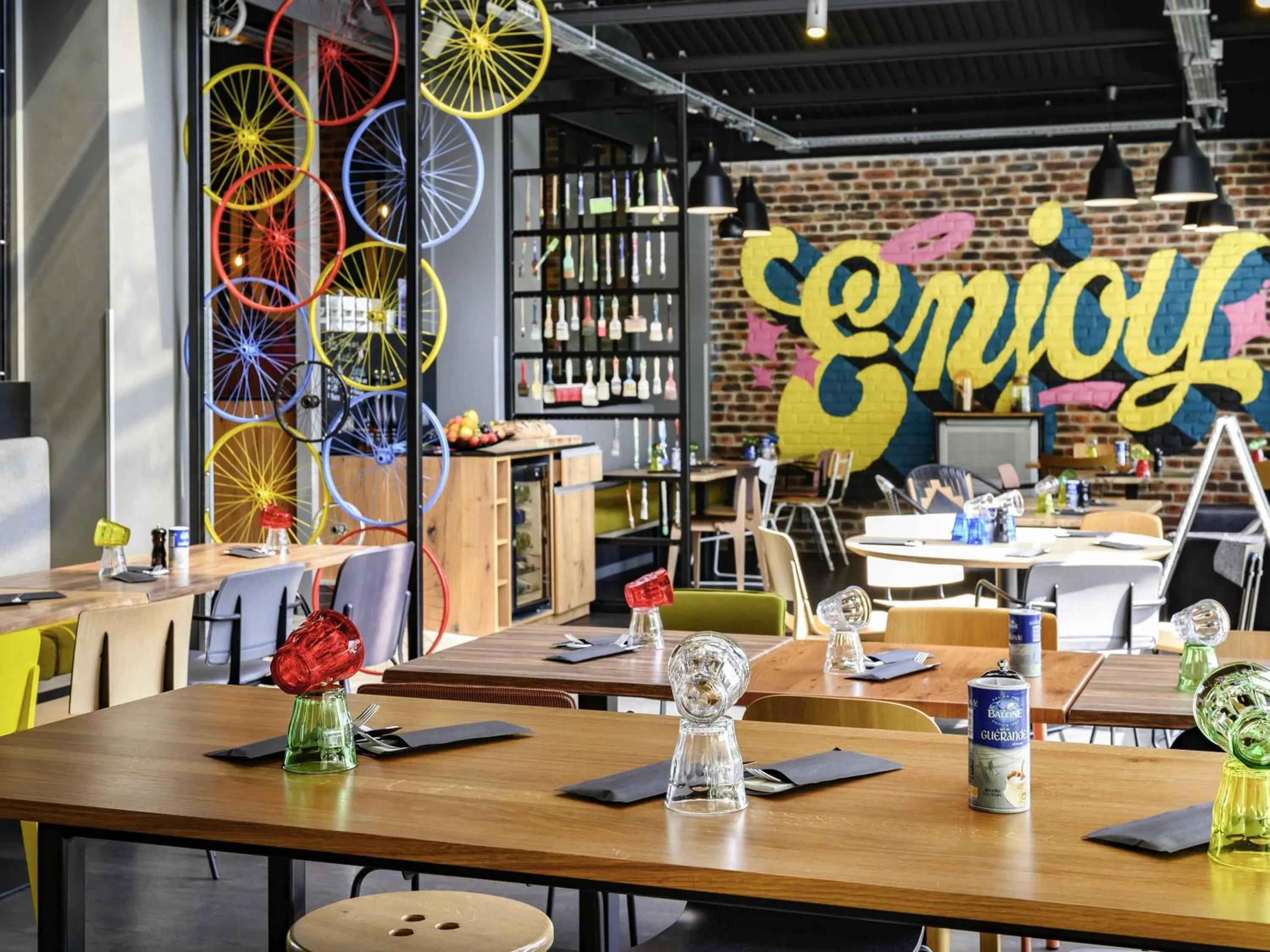 Restaurant/places to eat in Mercure Reims Parc Des Expositions