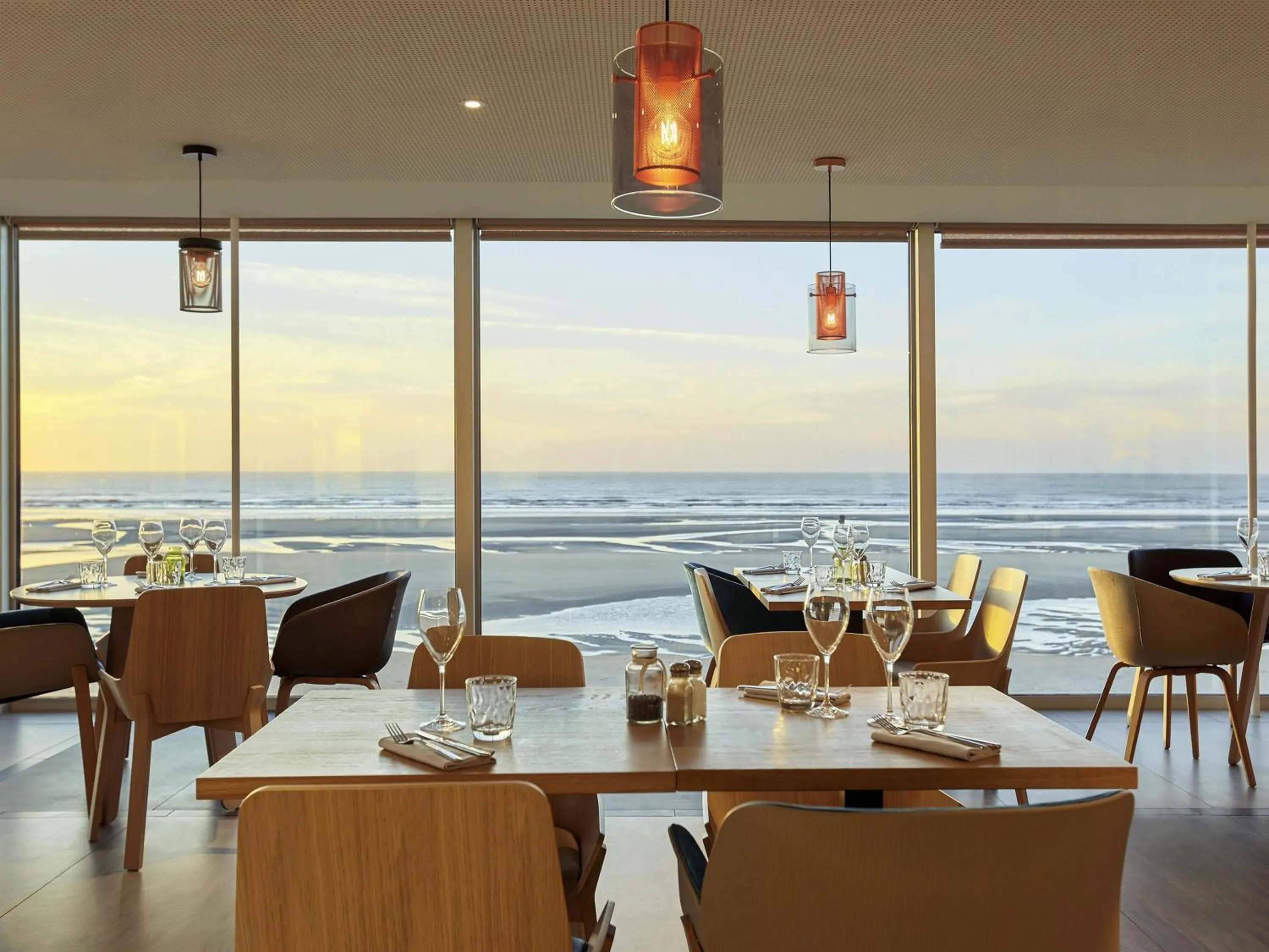 Restaurant/places to eat in Novotel Thalassa Le Touquet