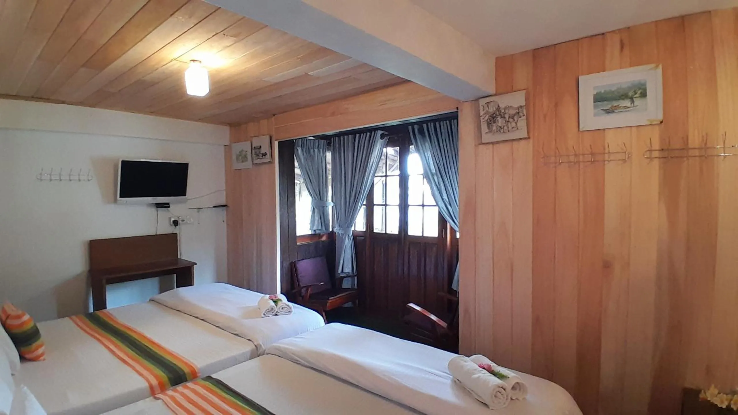 Bedroom, Bed in Eco Creations Nuwaraeliya