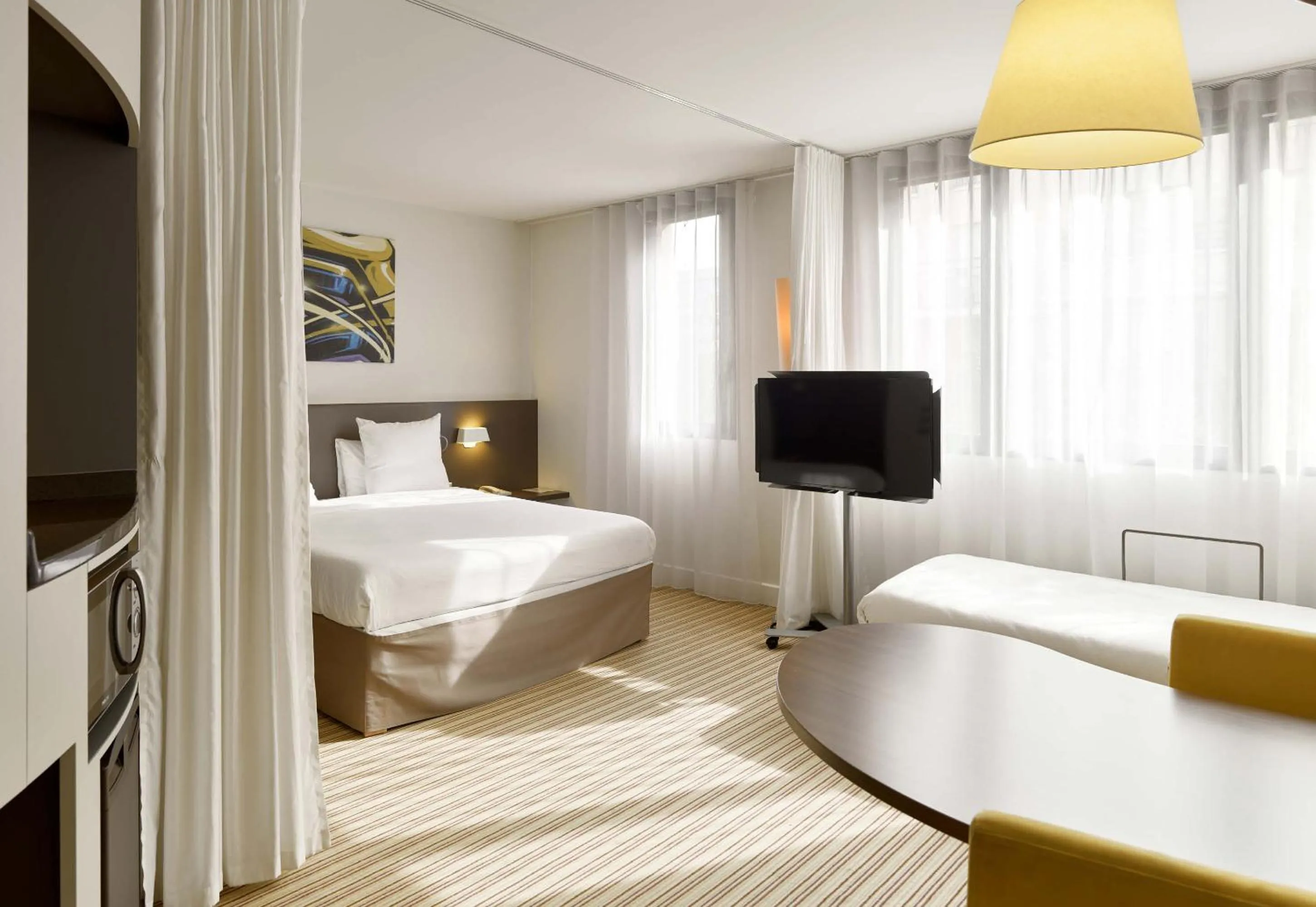 Photo of the whole room, Bed in B&B HOTEL Rueil-Malmaison Gare