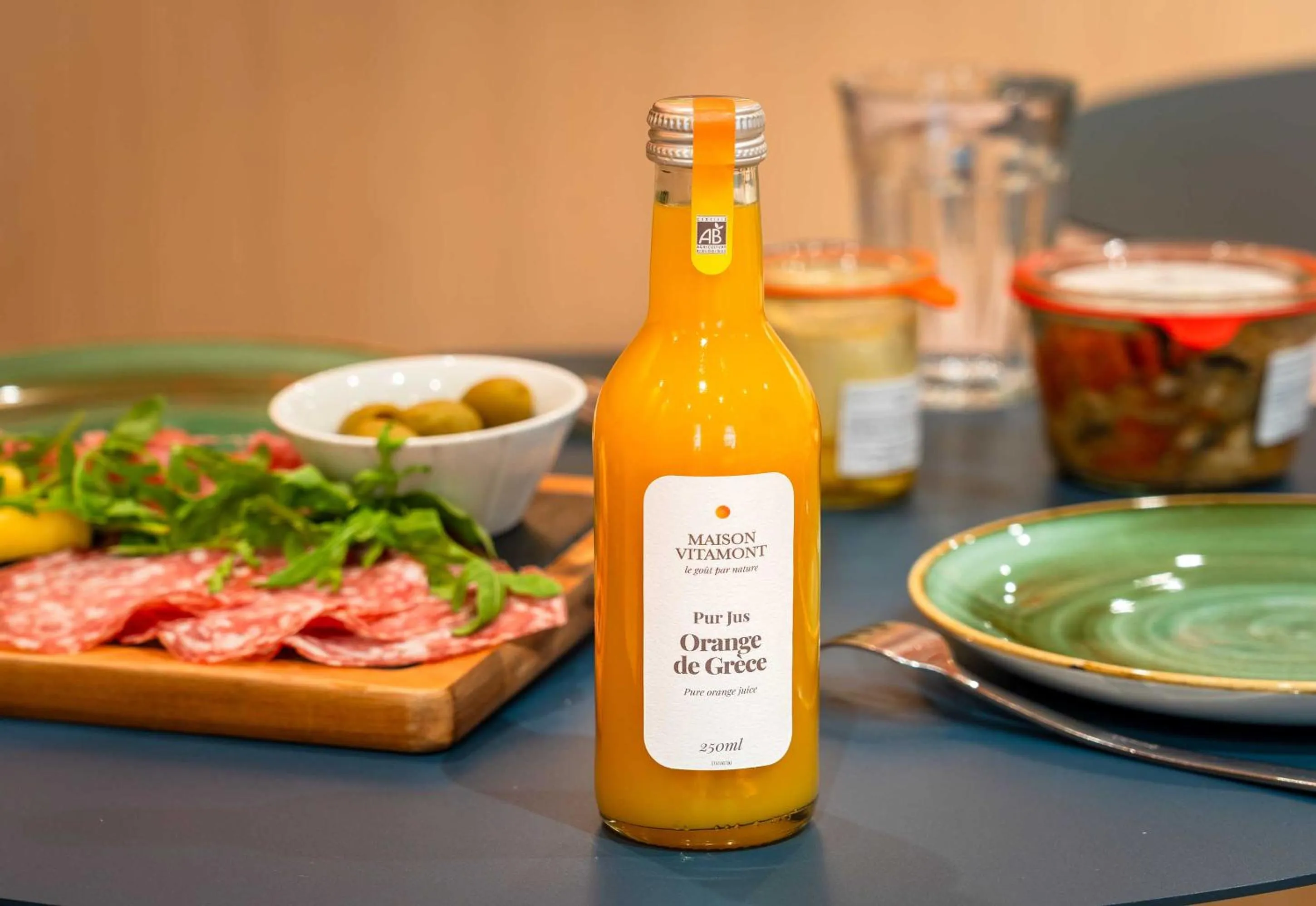 Food and drinks in B&B HOME Rueil-Malmaison Gare