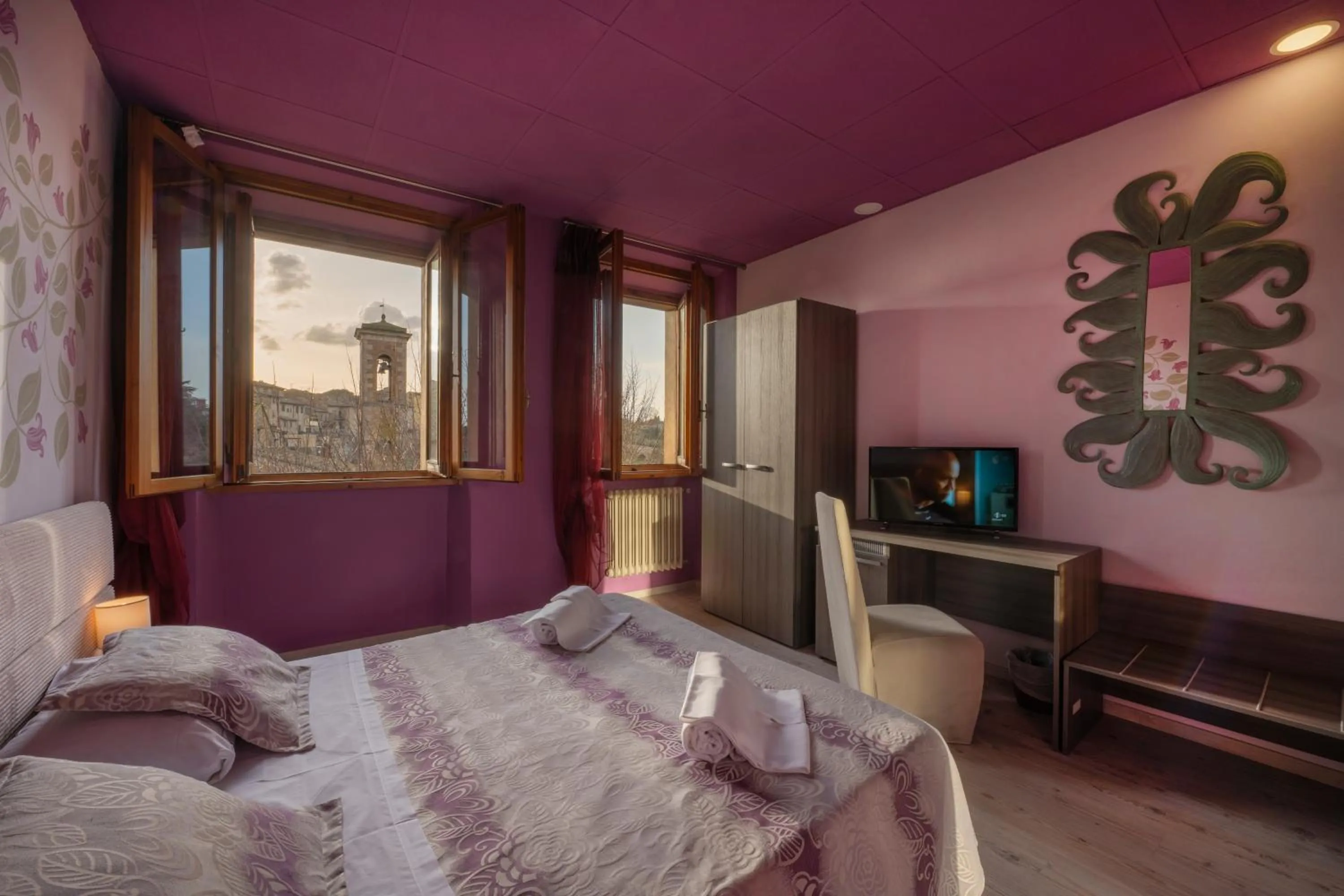 Photo of the whole room, Bed in Hotel Palazzo Renieri - 3stelle S