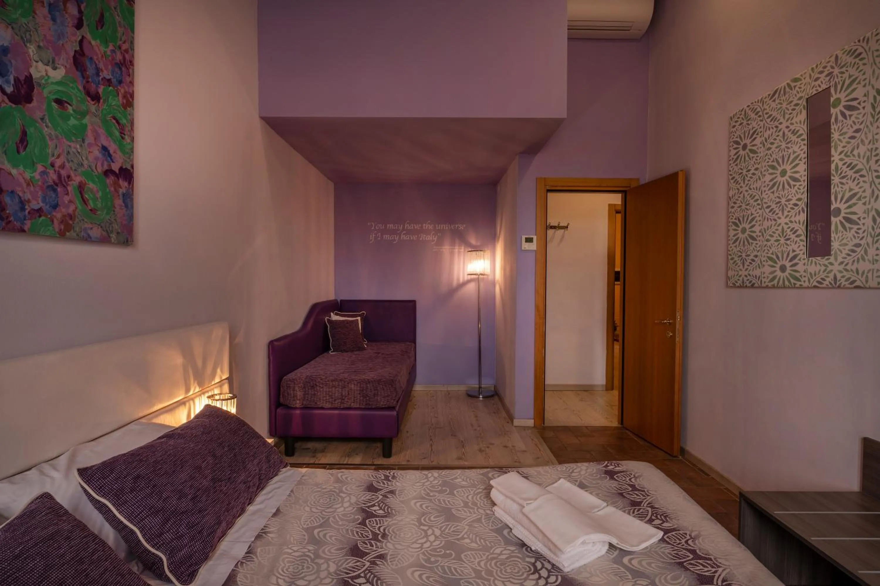 Bed in Hotel Palazzo Renieri - 3stelle S