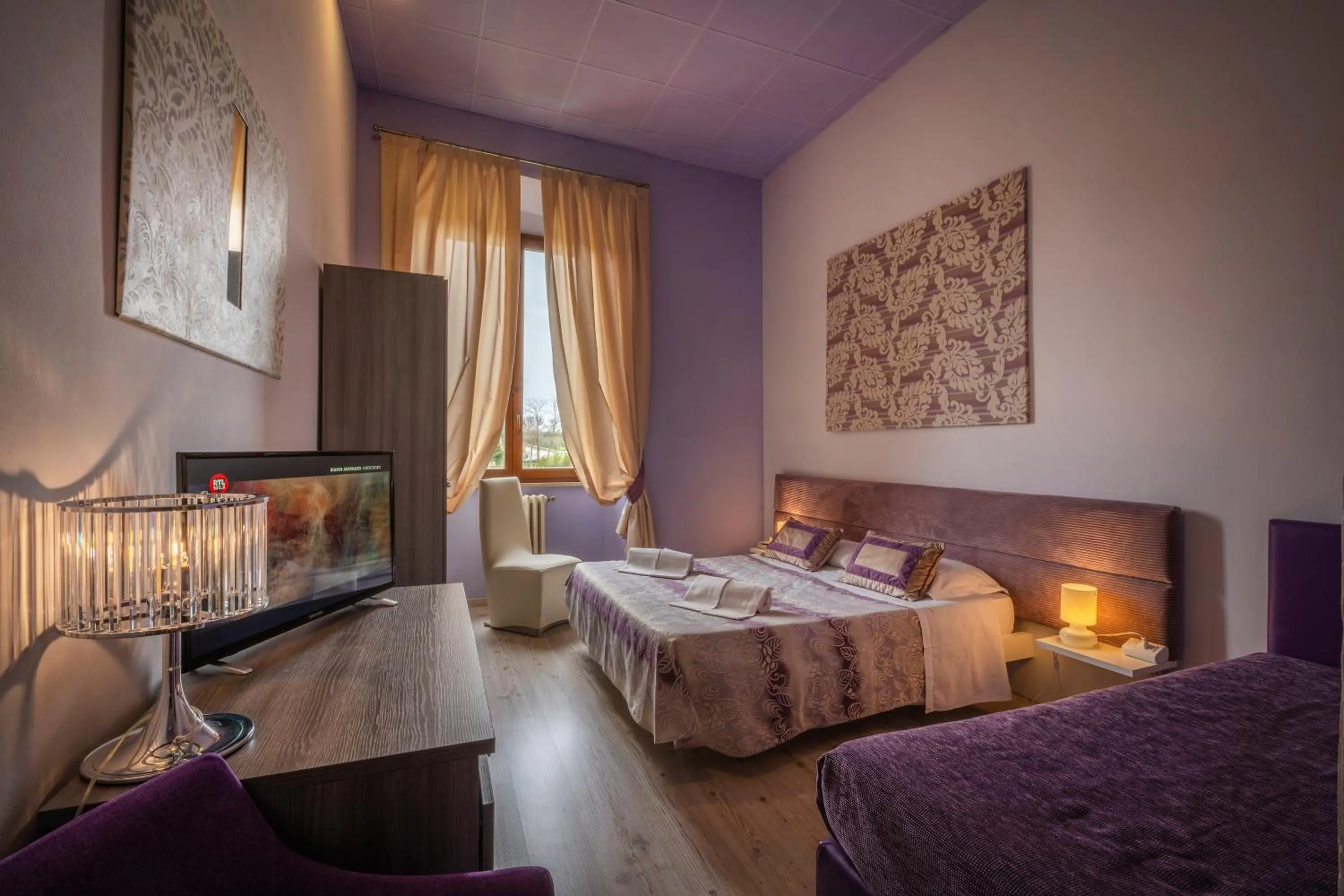 Bedroom, Bed in Hotel Palazzo Renieri - 3stelle S