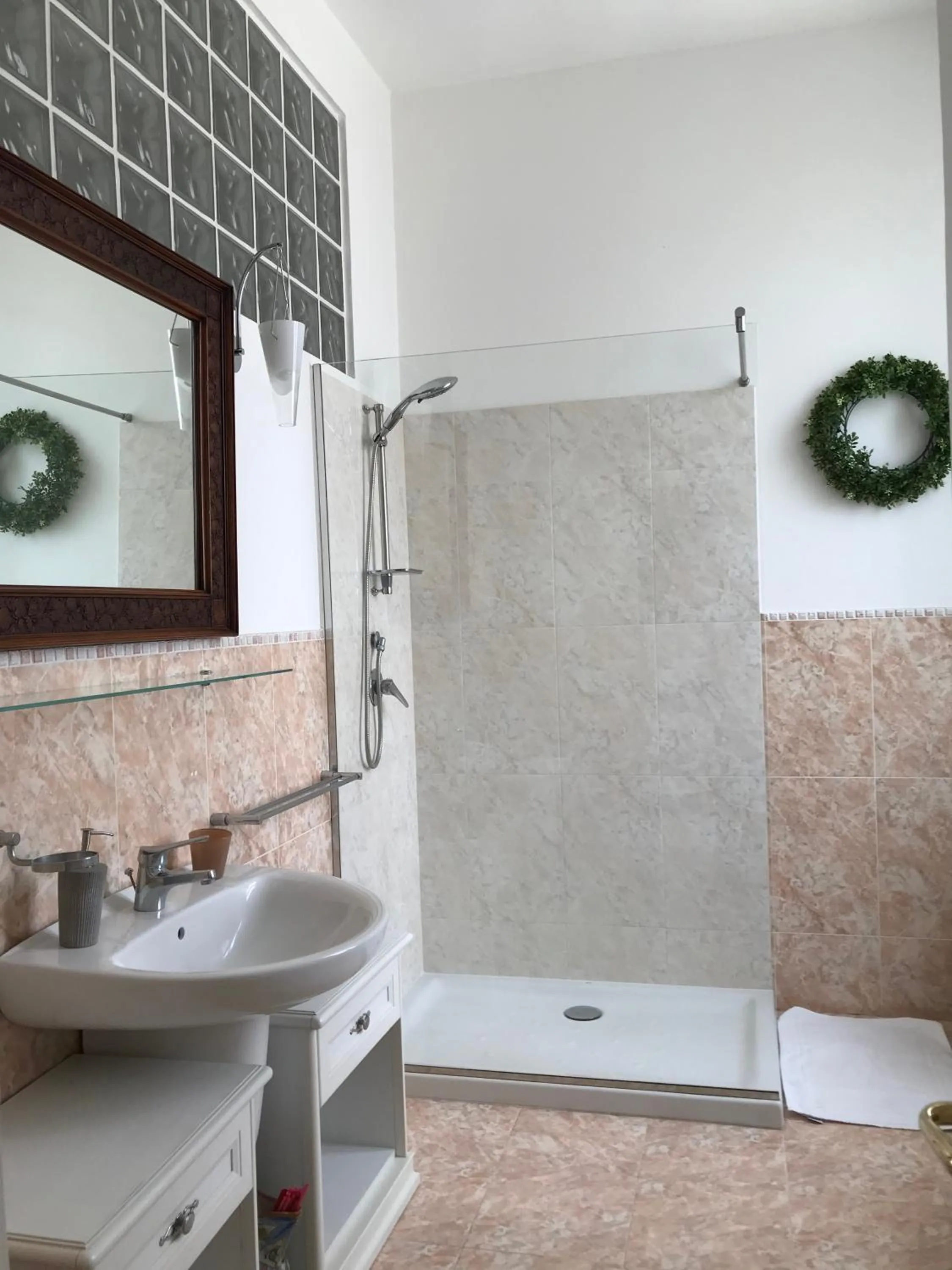 Bathroom in B&B Nike - Rooms Only