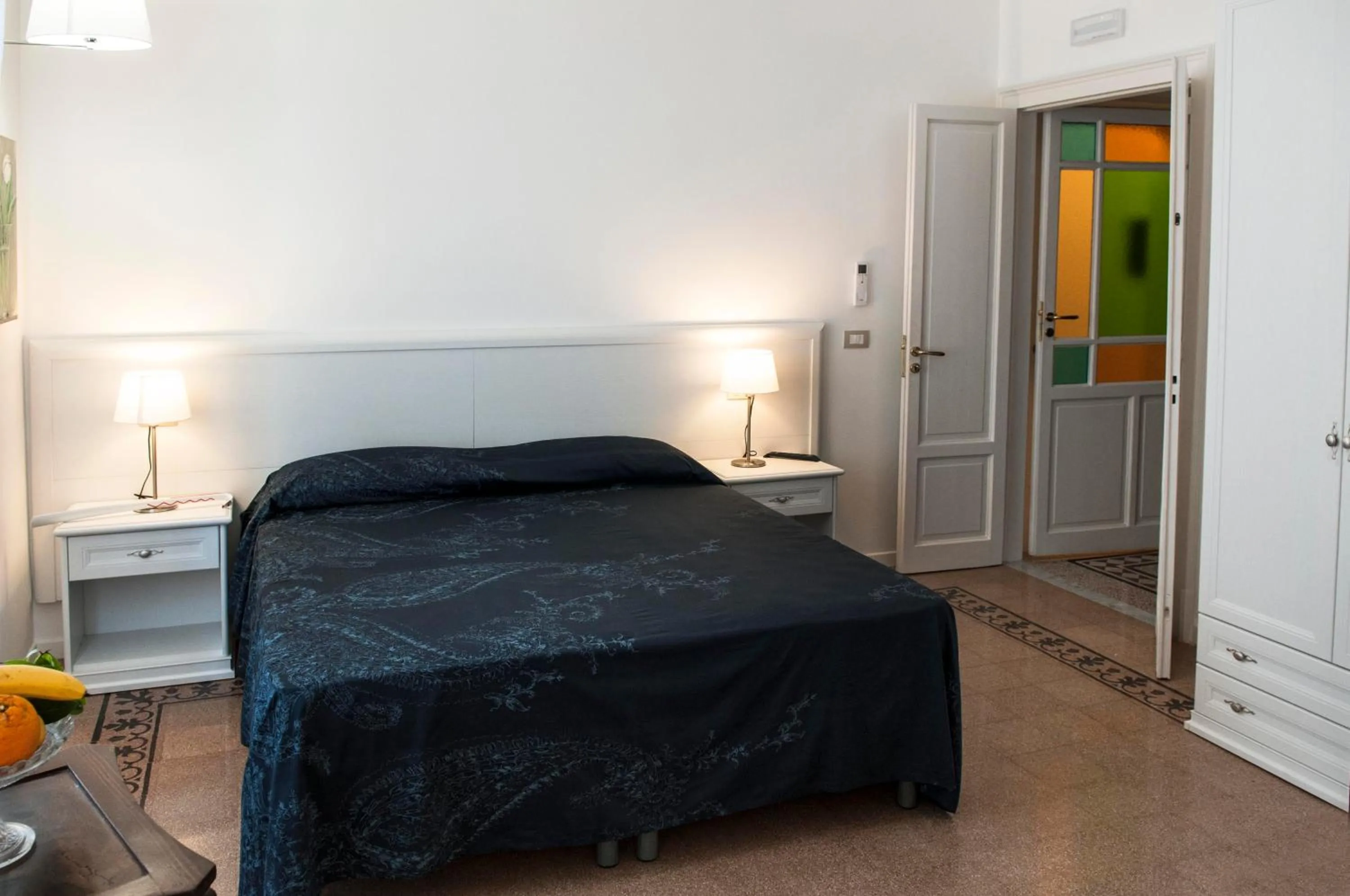 Photo of the whole room, Bed in B&B Nike - Rooms Only