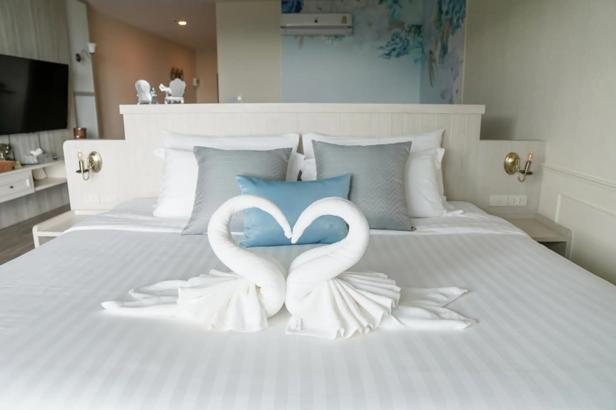 Bed in Grand Kokkod Khao Kho Resort