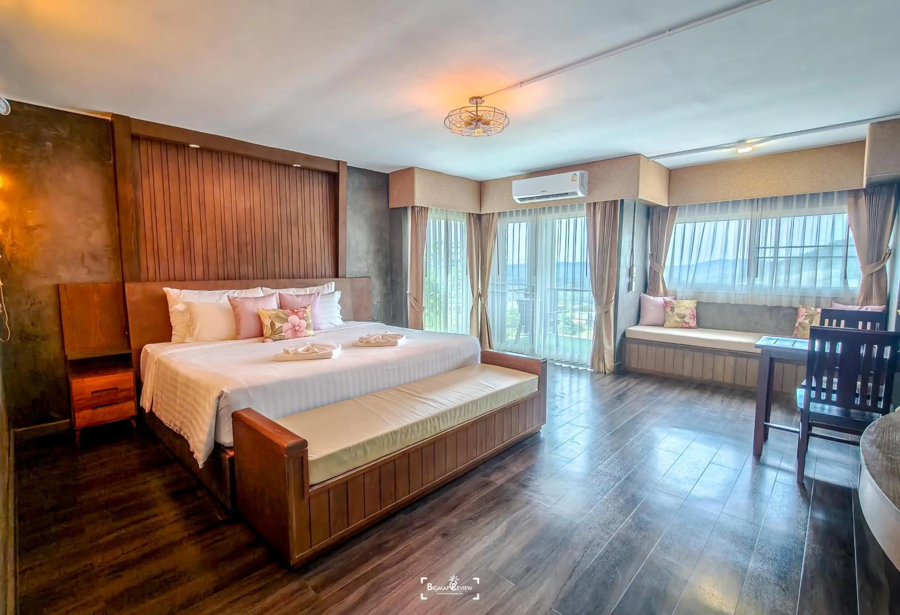 Bedroom, Bed in Grand Kokkod Khao Kho Resort