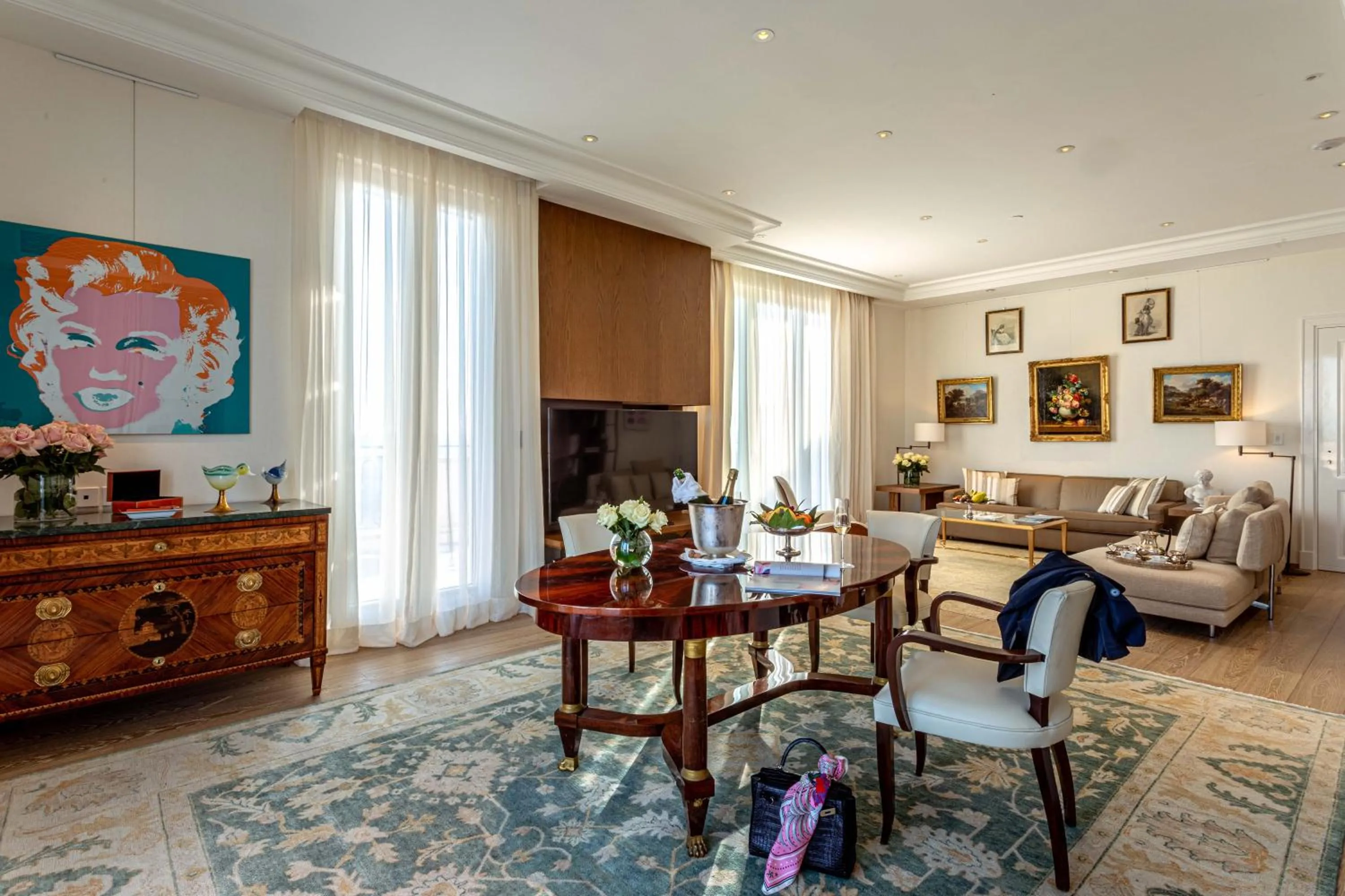 Living room in Palazzo Parigi Hotel & Grand Spa - LHW