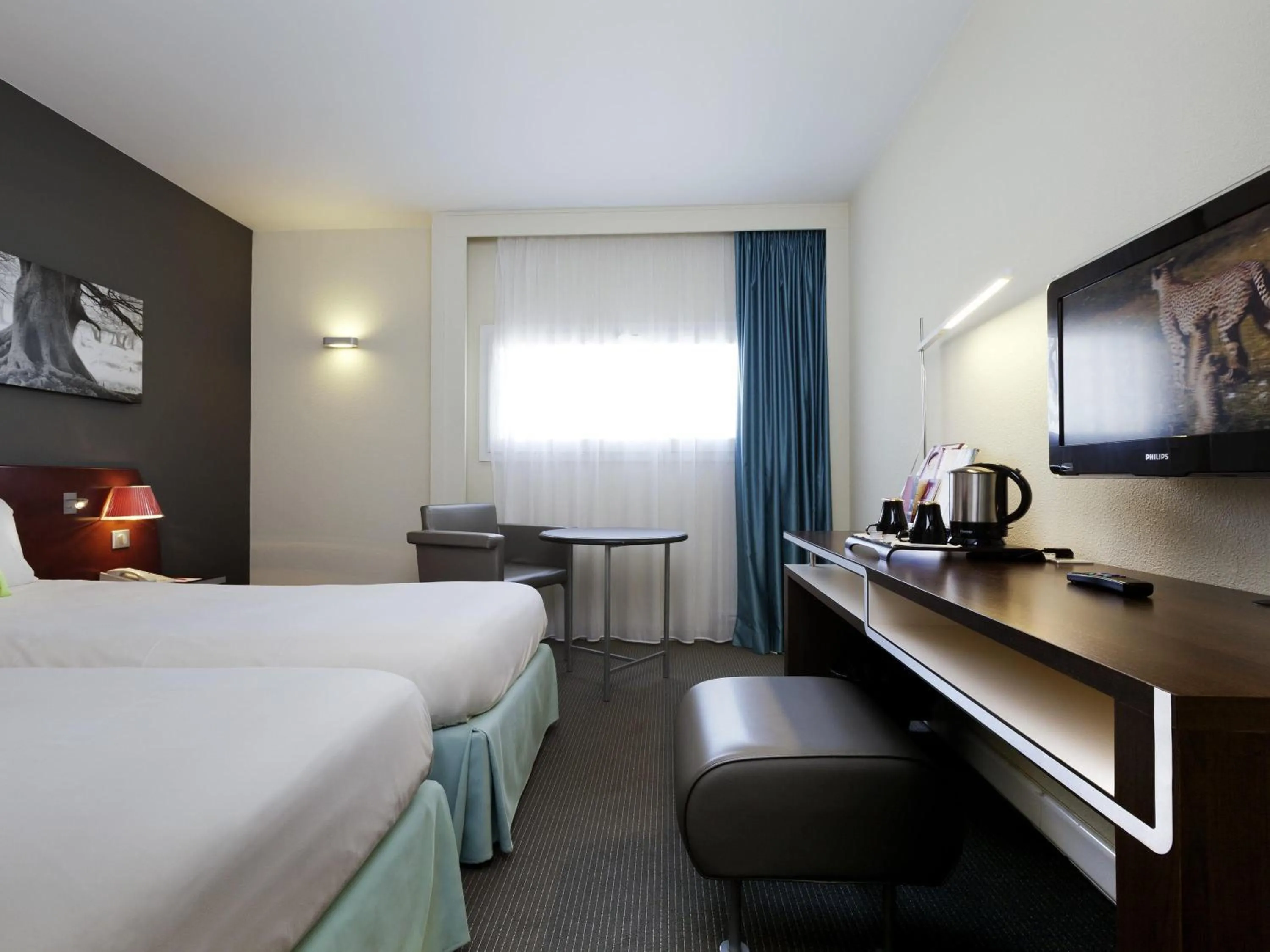 Bedroom, Bed in Mercure Rennes Centre Gare