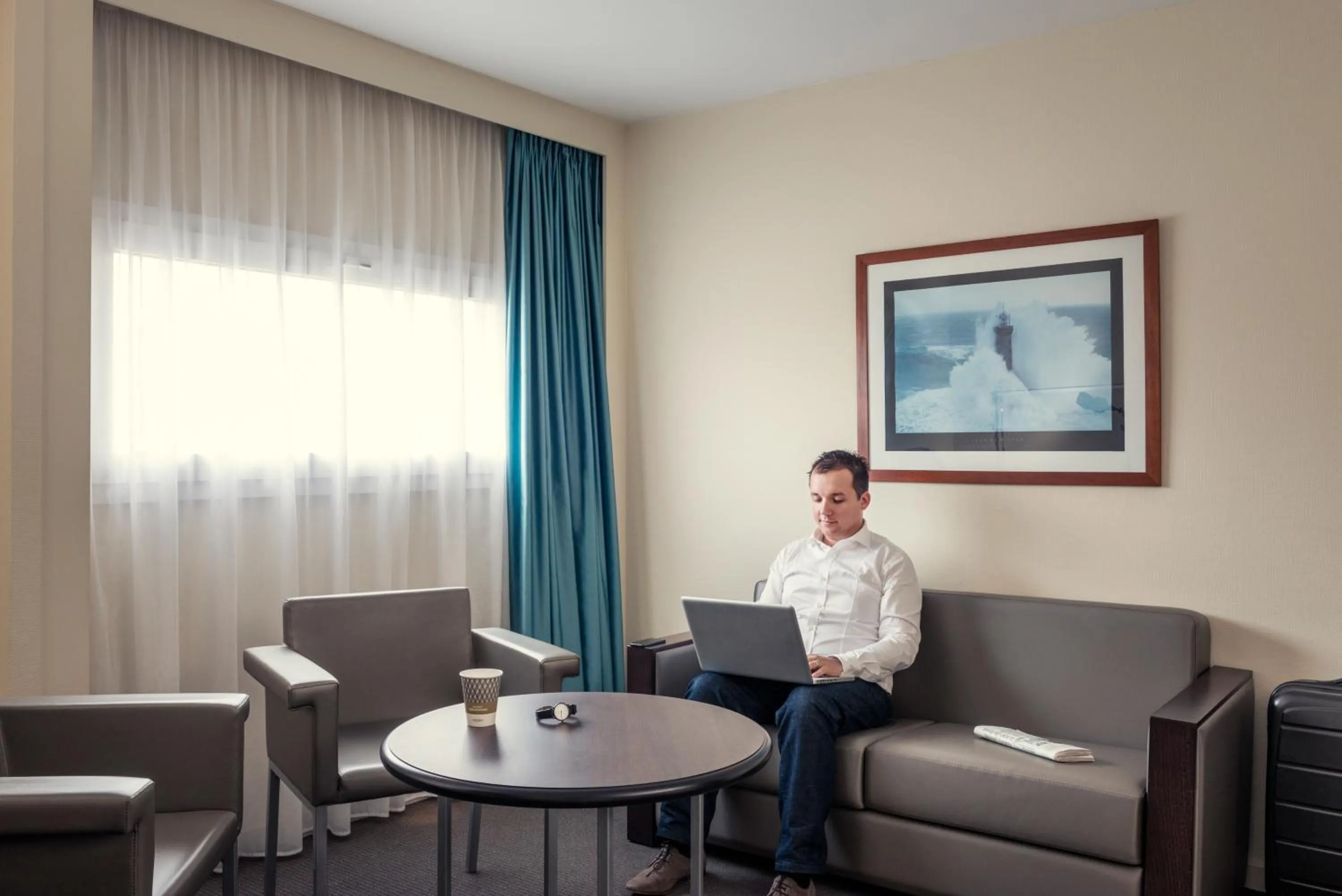 Seating area in Mercure Rennes Centre Gare