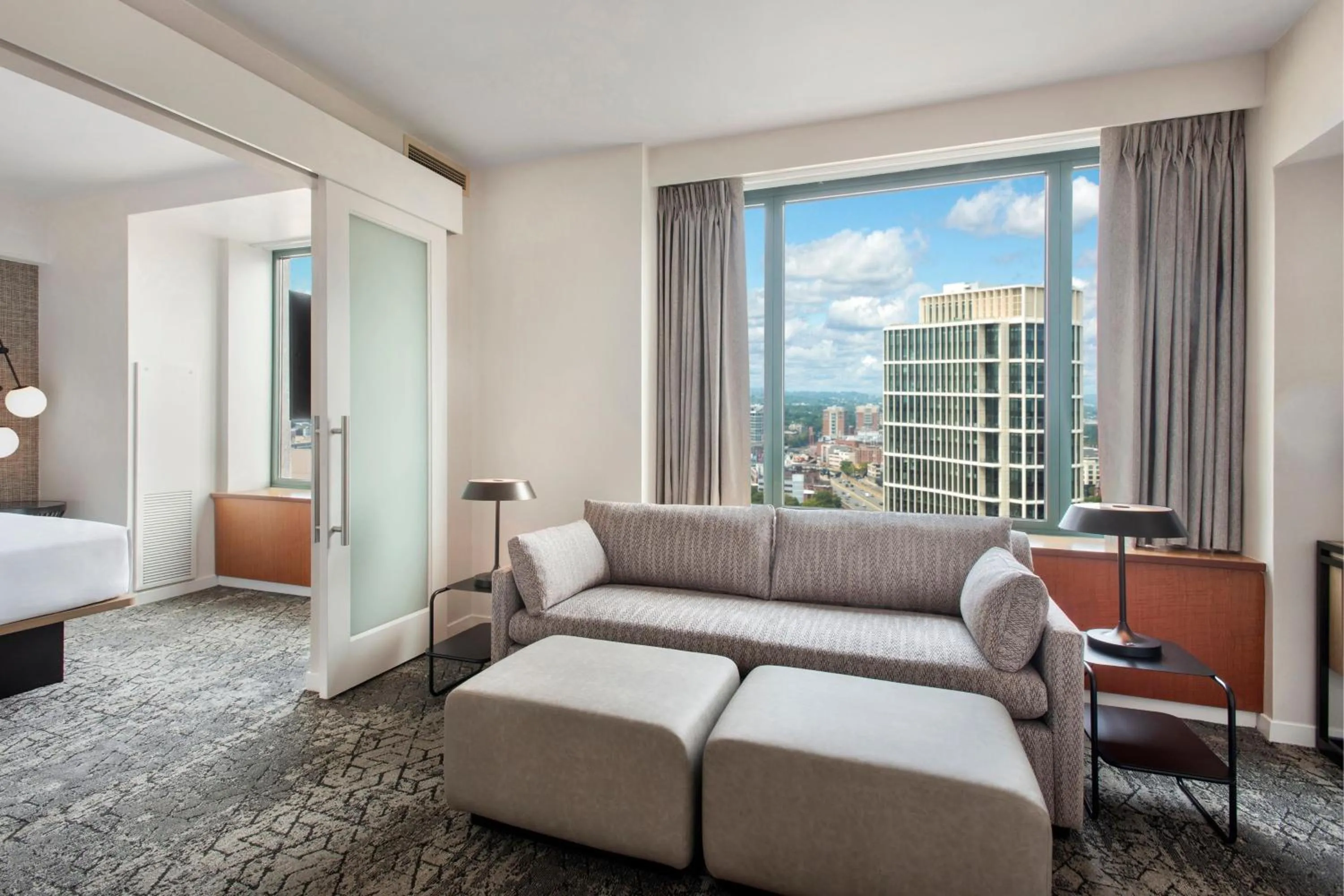 Photo of the whole room, Bed in Sheraton Boston Hotel