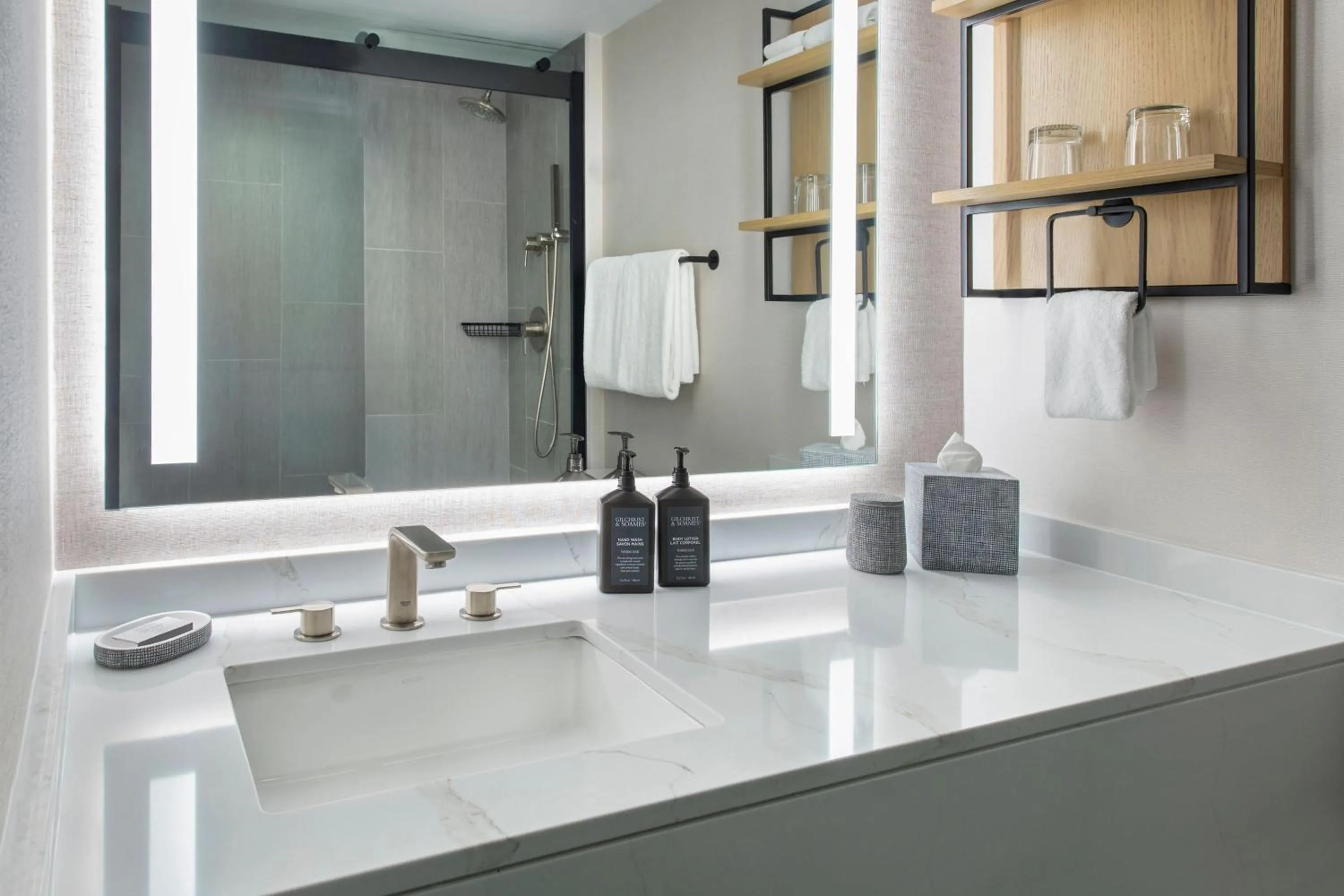 Bathroom in Sheraton Boston Hotel