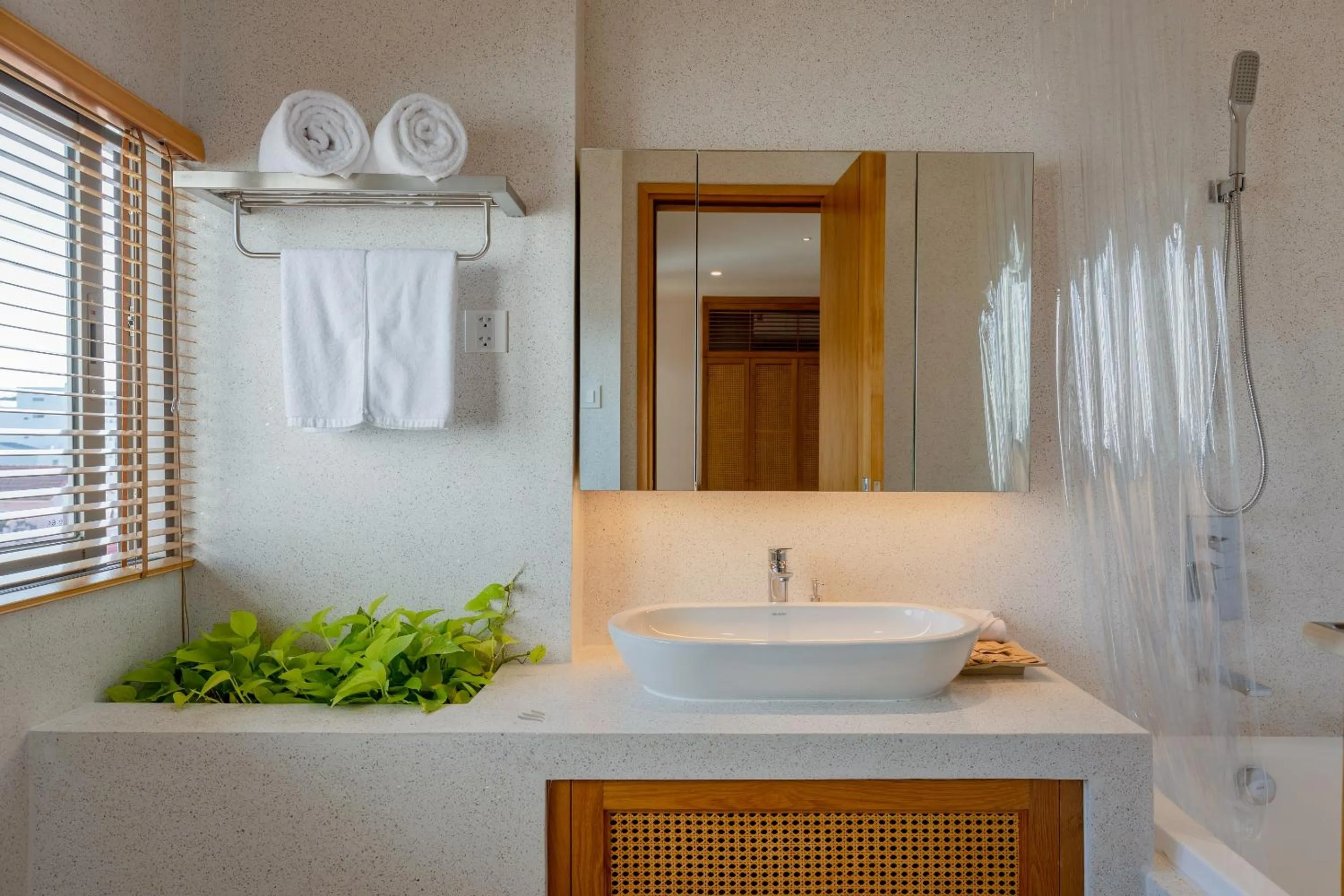 Prana Boutique Hotel and Apartments