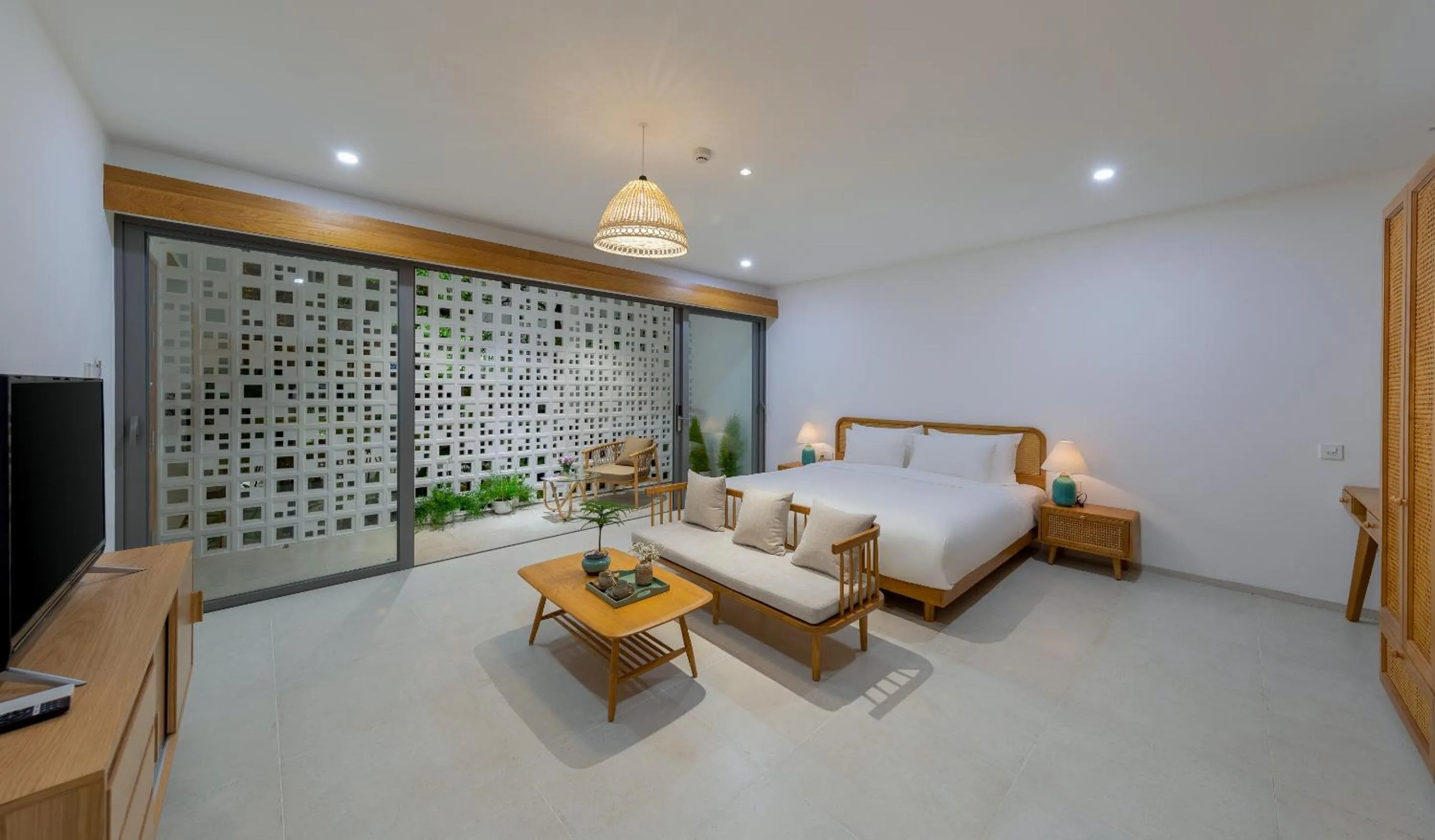 Bed in Prana Boutique Hotel and Apartments