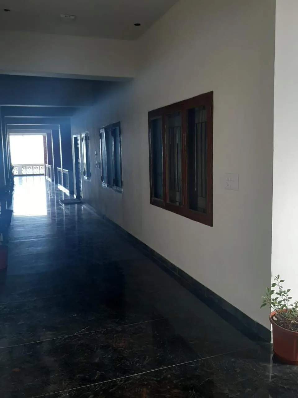 Facade/entrance in BAY INN